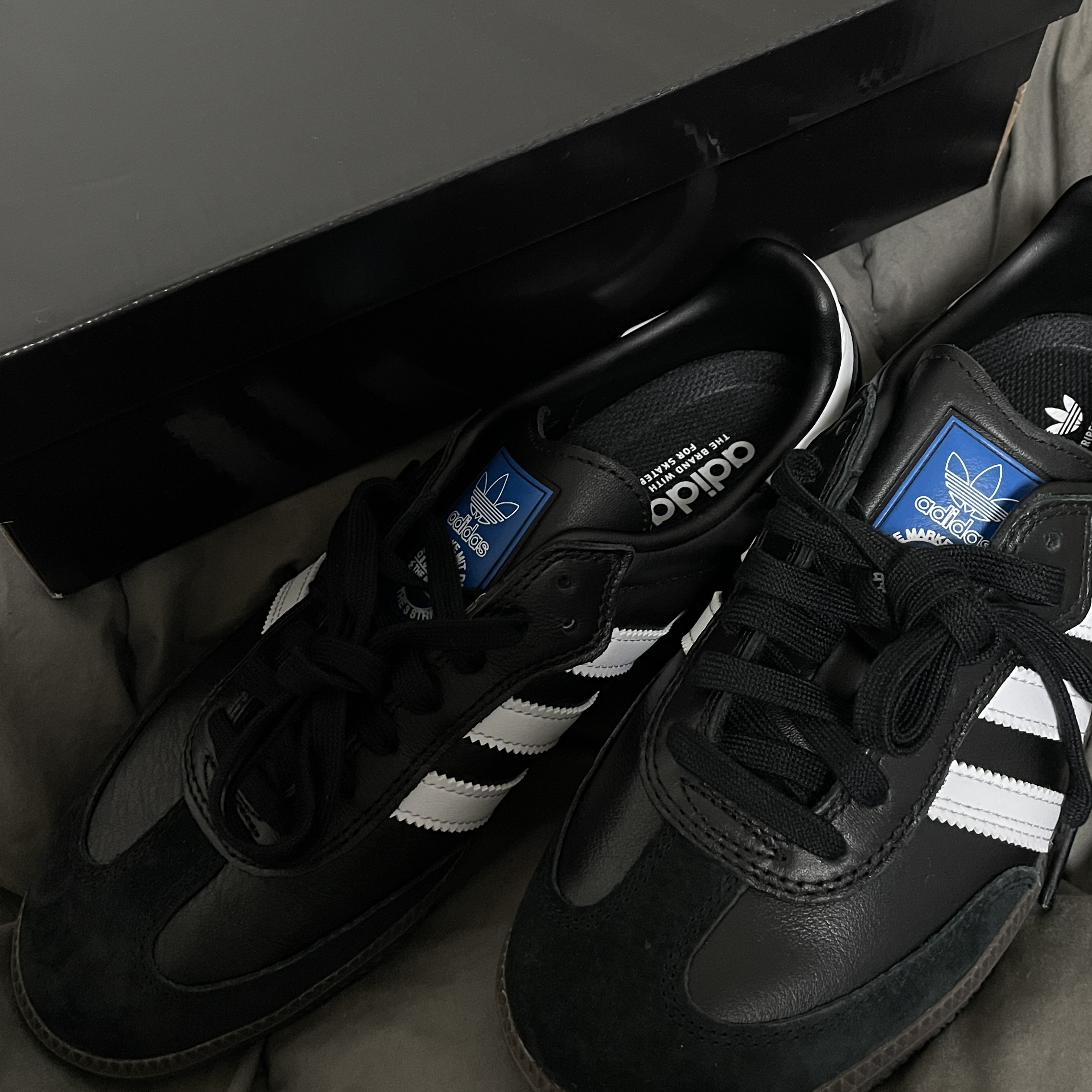 Adidas Samba ADV Black 착용 스타일