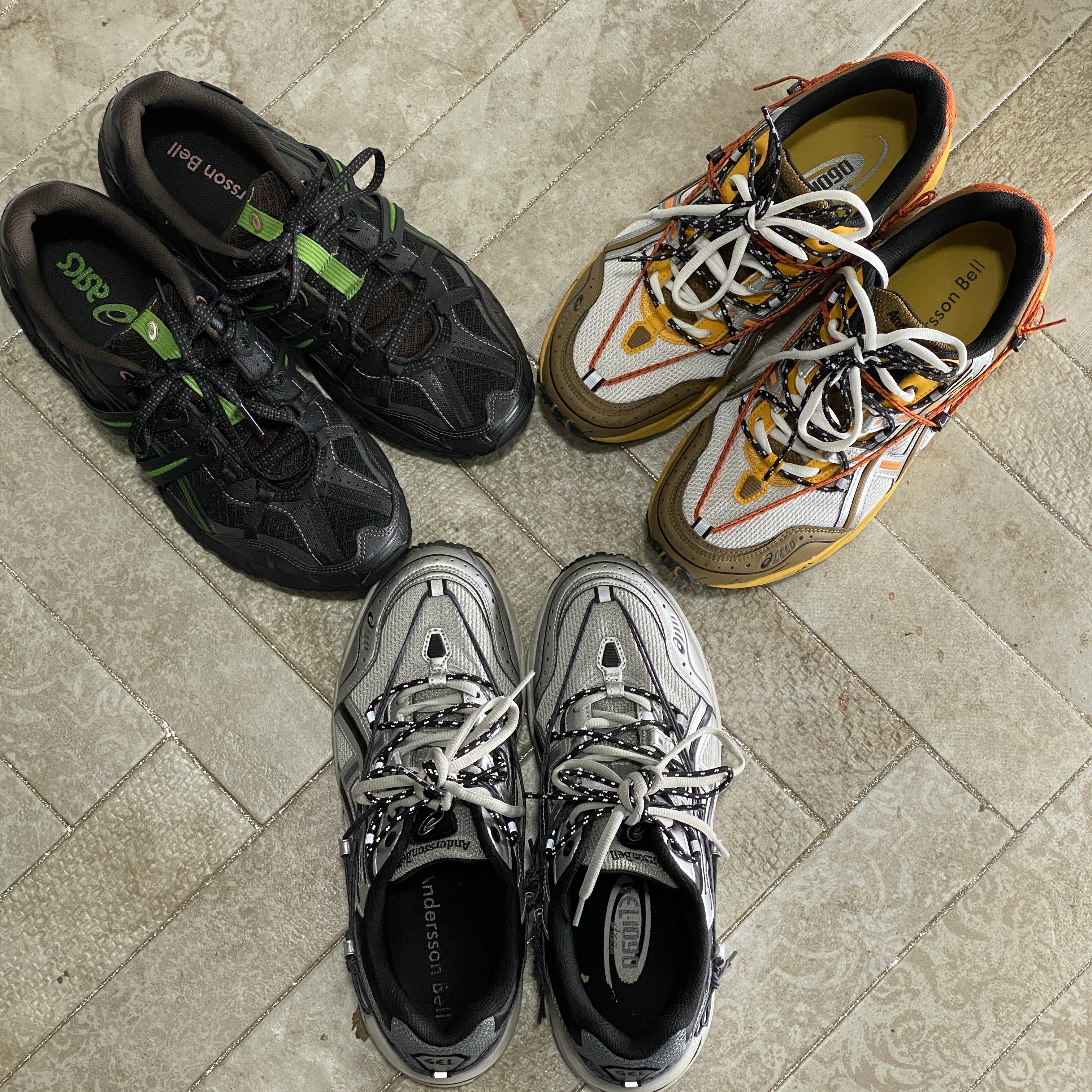 Asics x Andersson Bell Gel-Sonoma 15-50 Black Green, Asics x Andersson Bell Gel-1090 Glacier Grey Silver 착용 스타일 - 4