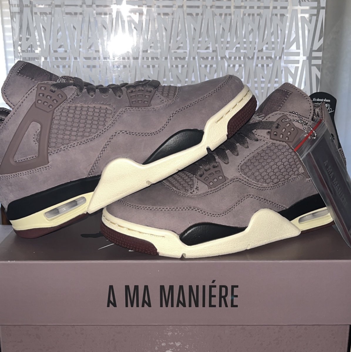 Jordan 4 x A Ma Maniere Retro Violet Ore 착용 스타일