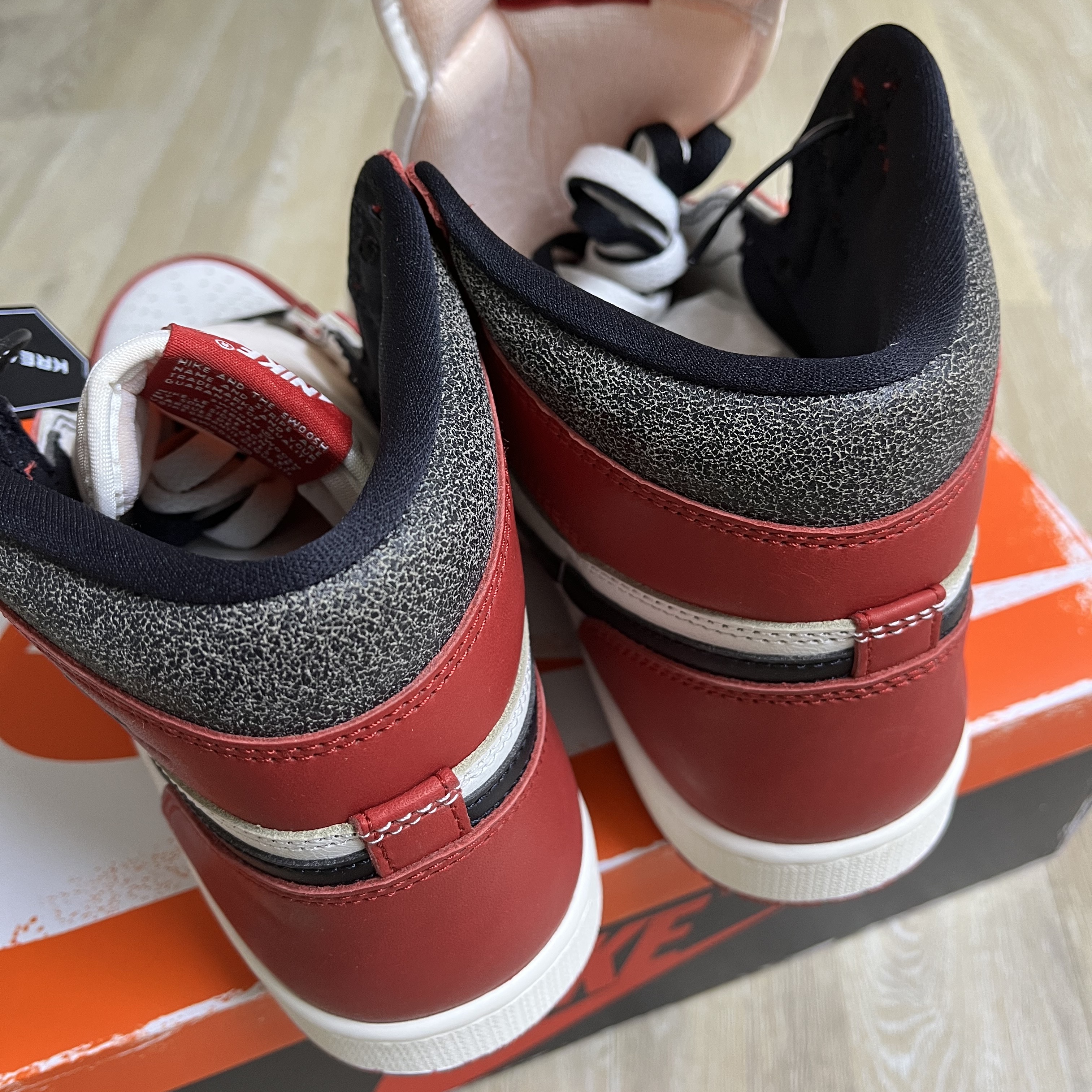 Jordan 1 Retro High OG Chicago 2022 착용 스타일 - 2