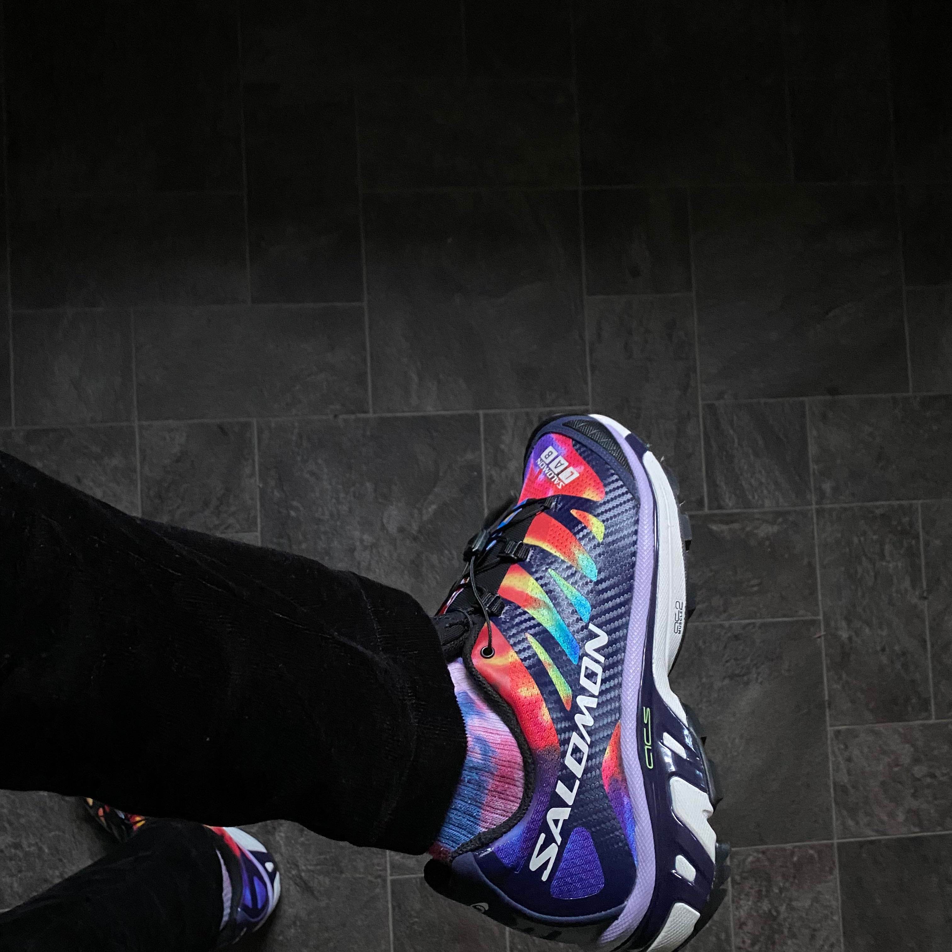 Salomon XT-4 ADV Evening Blue Nimbus Cloud 착용 스타일 - 4