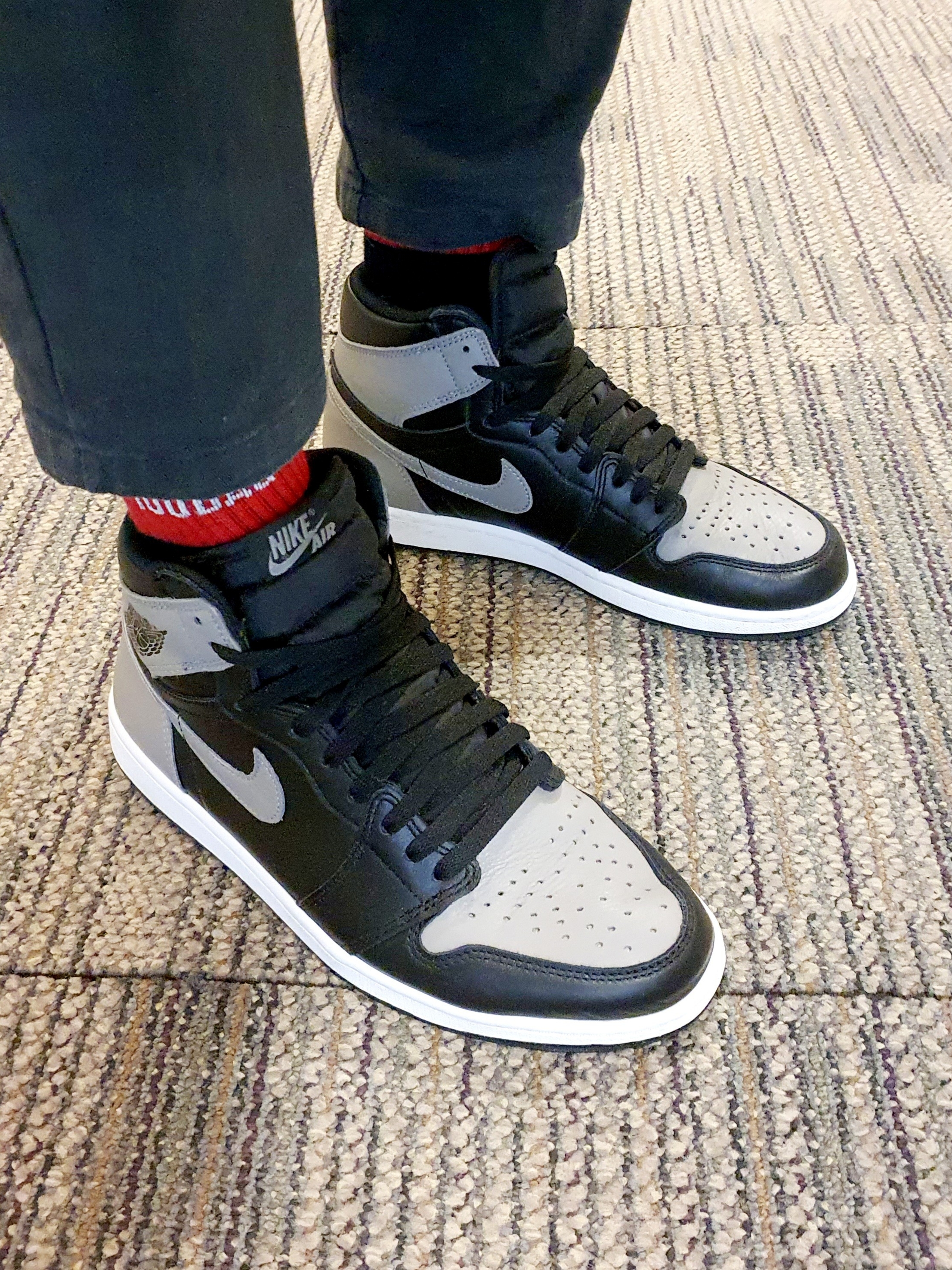 Jordan 1 Retro High OG Shadow 2018 착용 스타일 - 1
