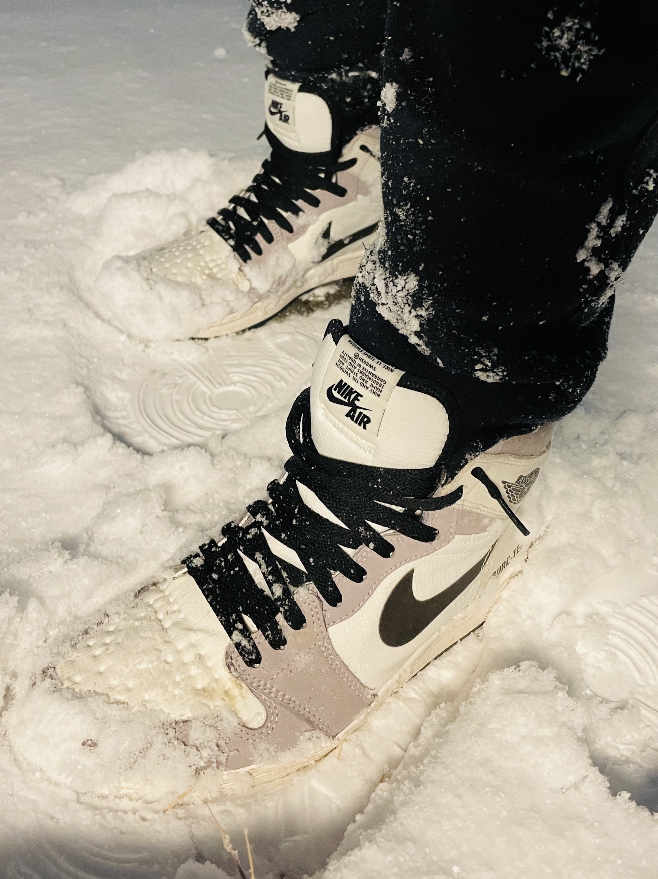 Jordan 1 Element Gore-Tex Sail 착용 스타일