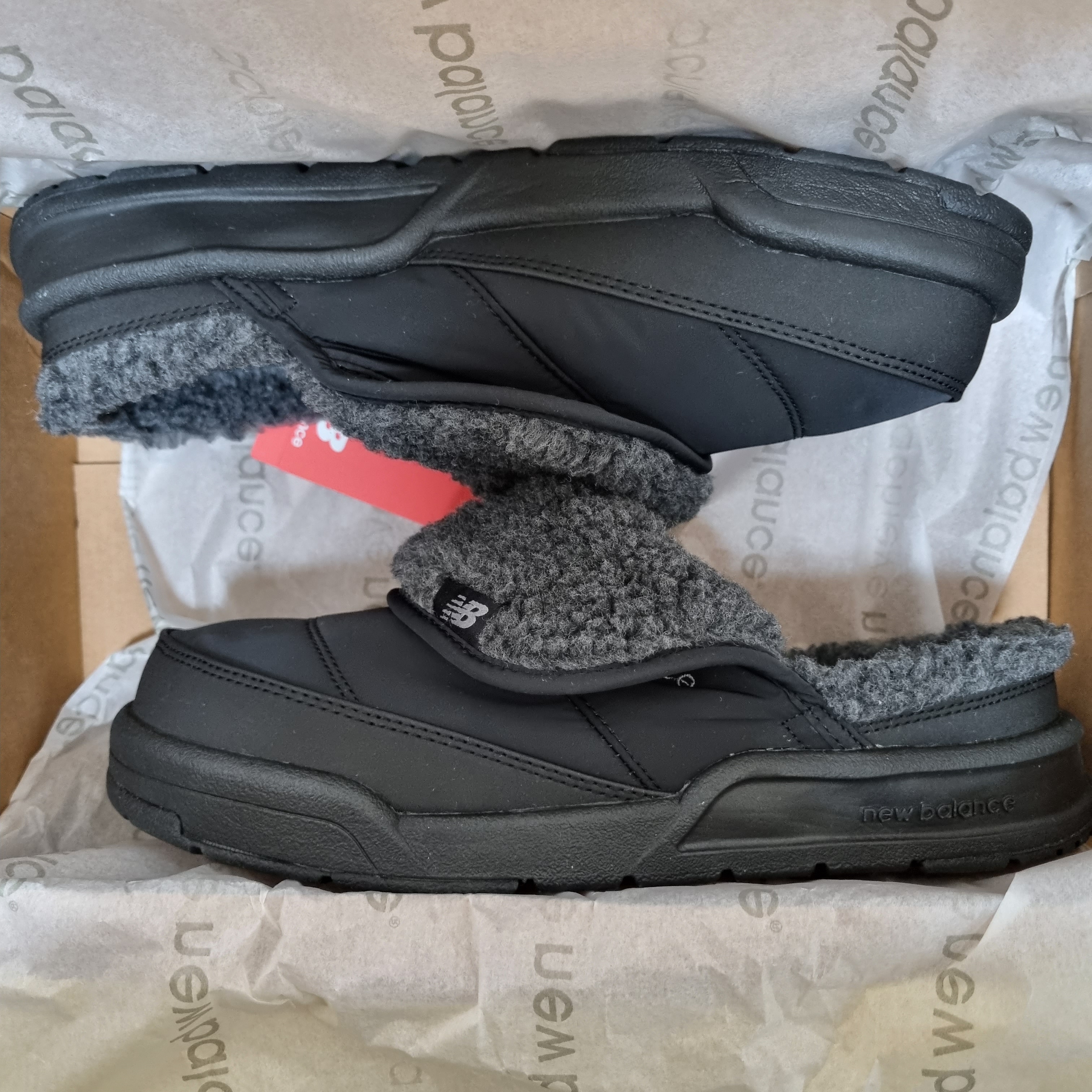 New Balance Puflee Black 착용 스타일