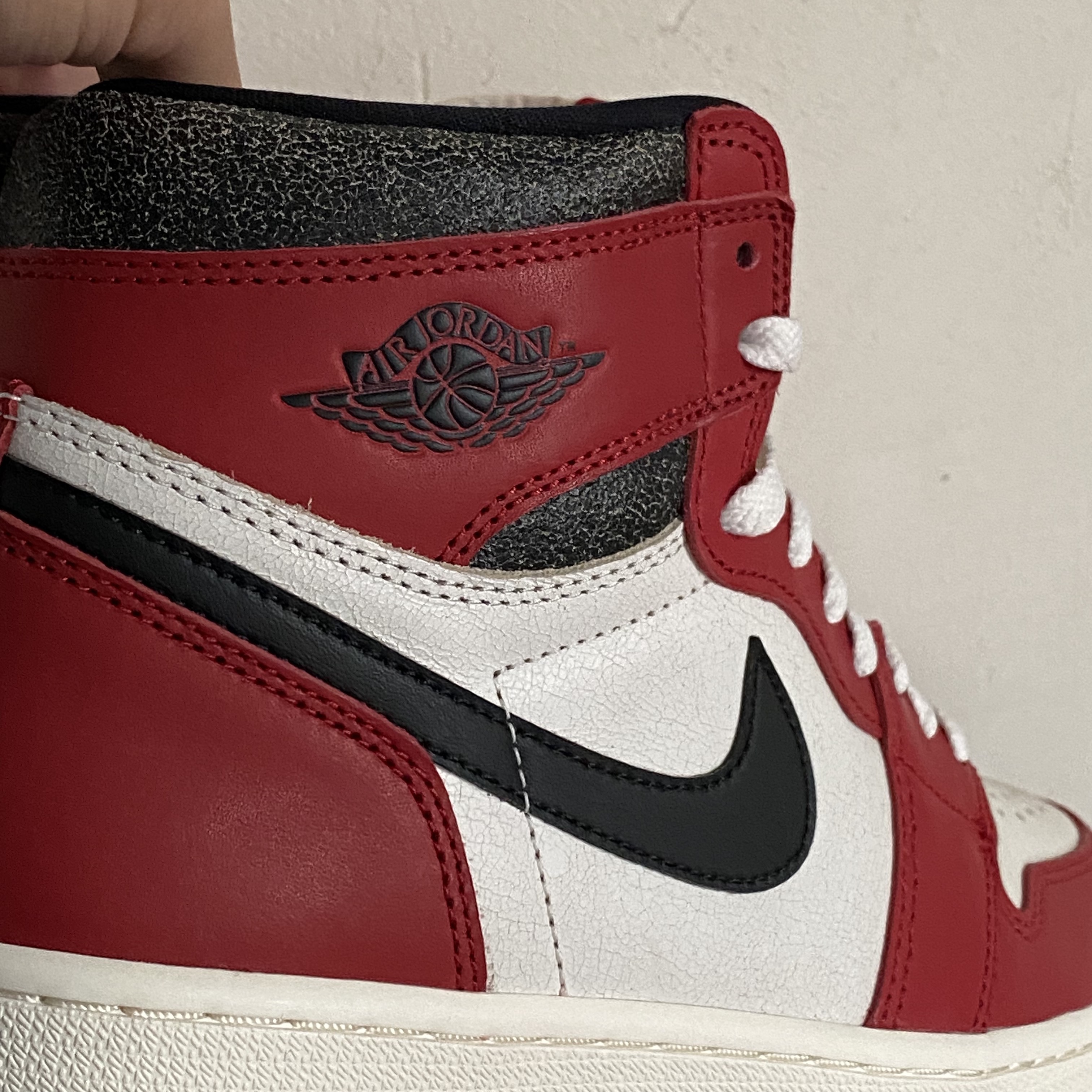 Jordan 1 Retro High OG Chicago 2022, Jordan 1 Retro High OG Pine Green 착용 스타일 - 3
