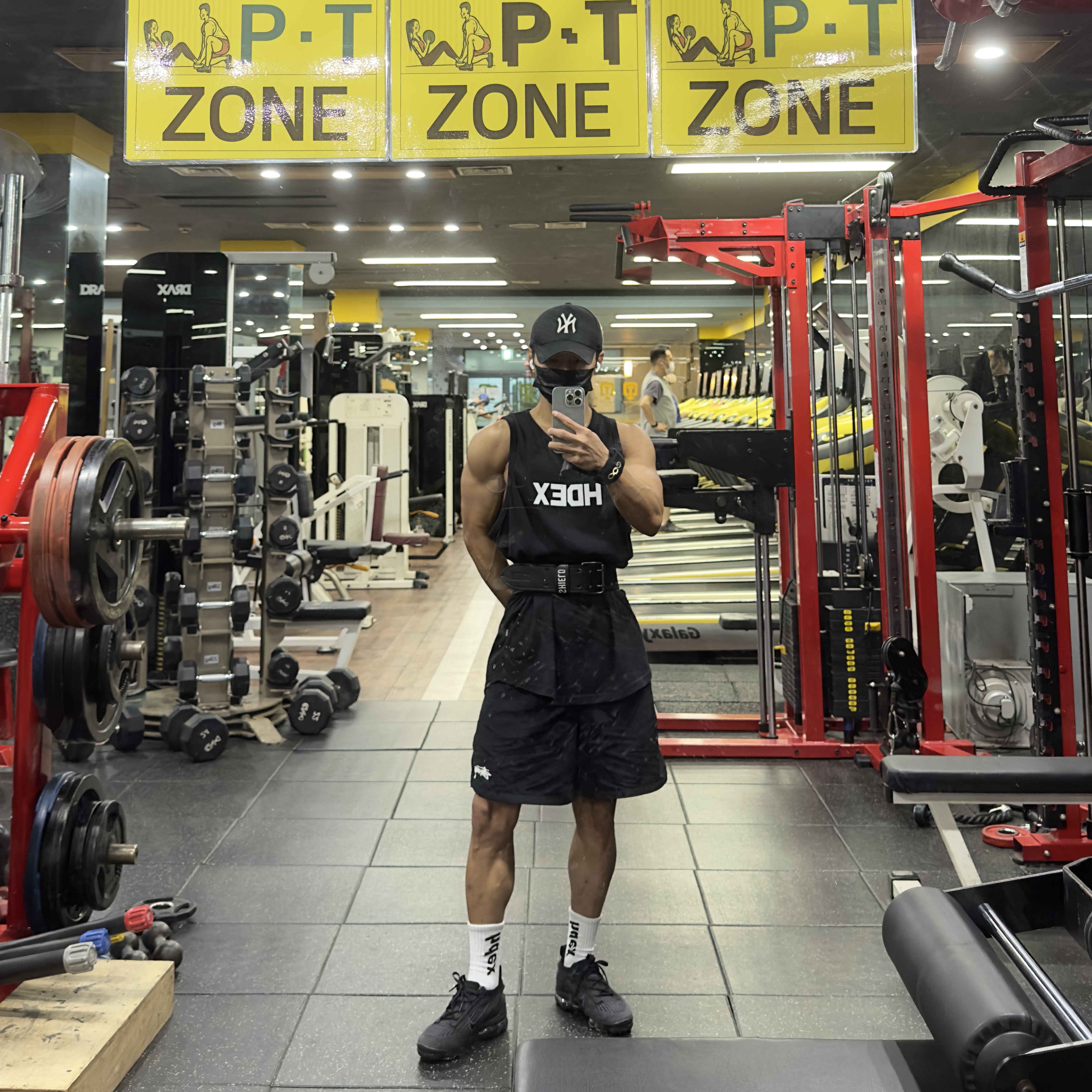 Stussy Stock Water Shorts Black 착용 스타일