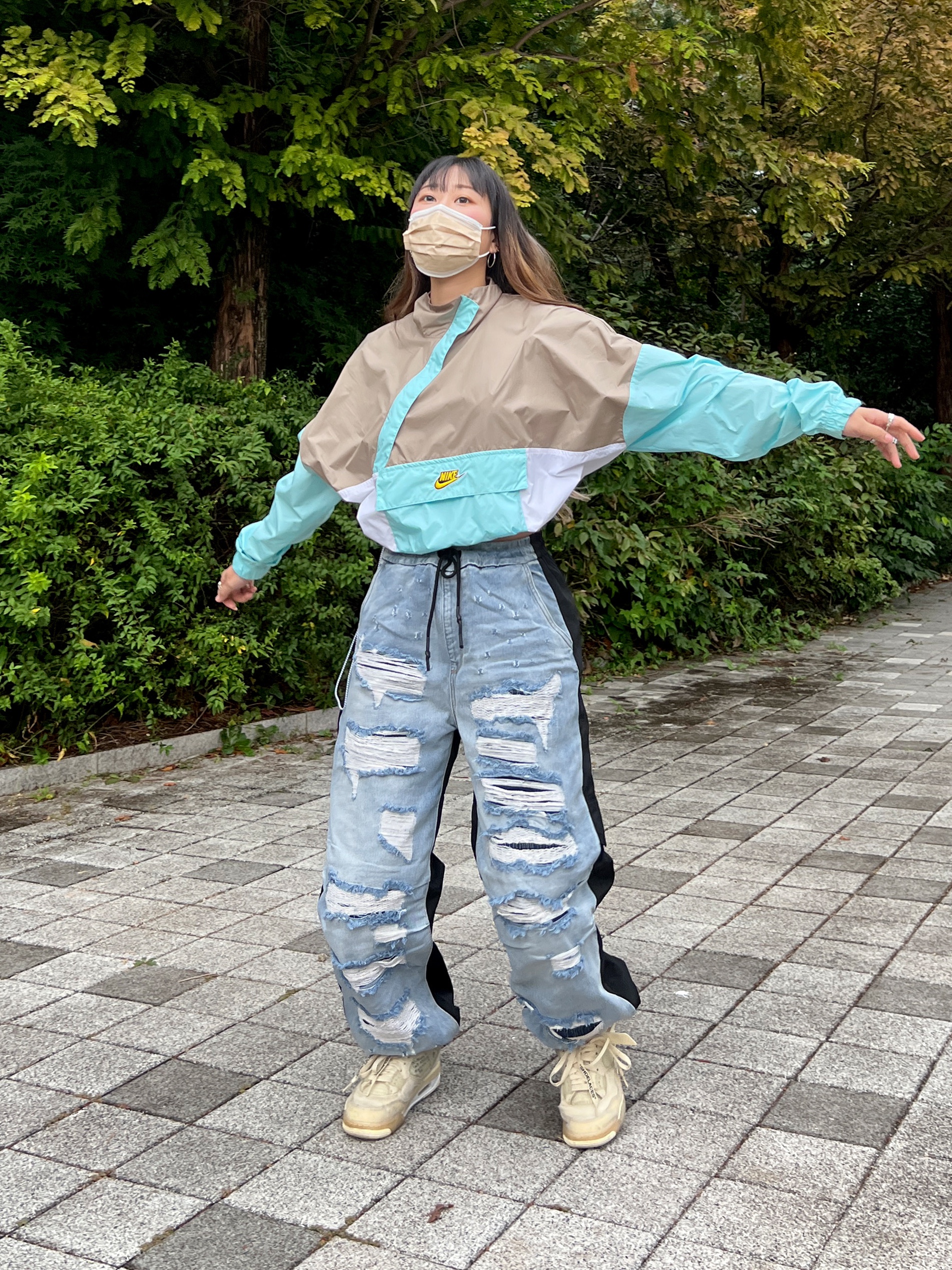(W) Jordan 4 x Off-White Retro SP Sail 착용 스타일 - 2