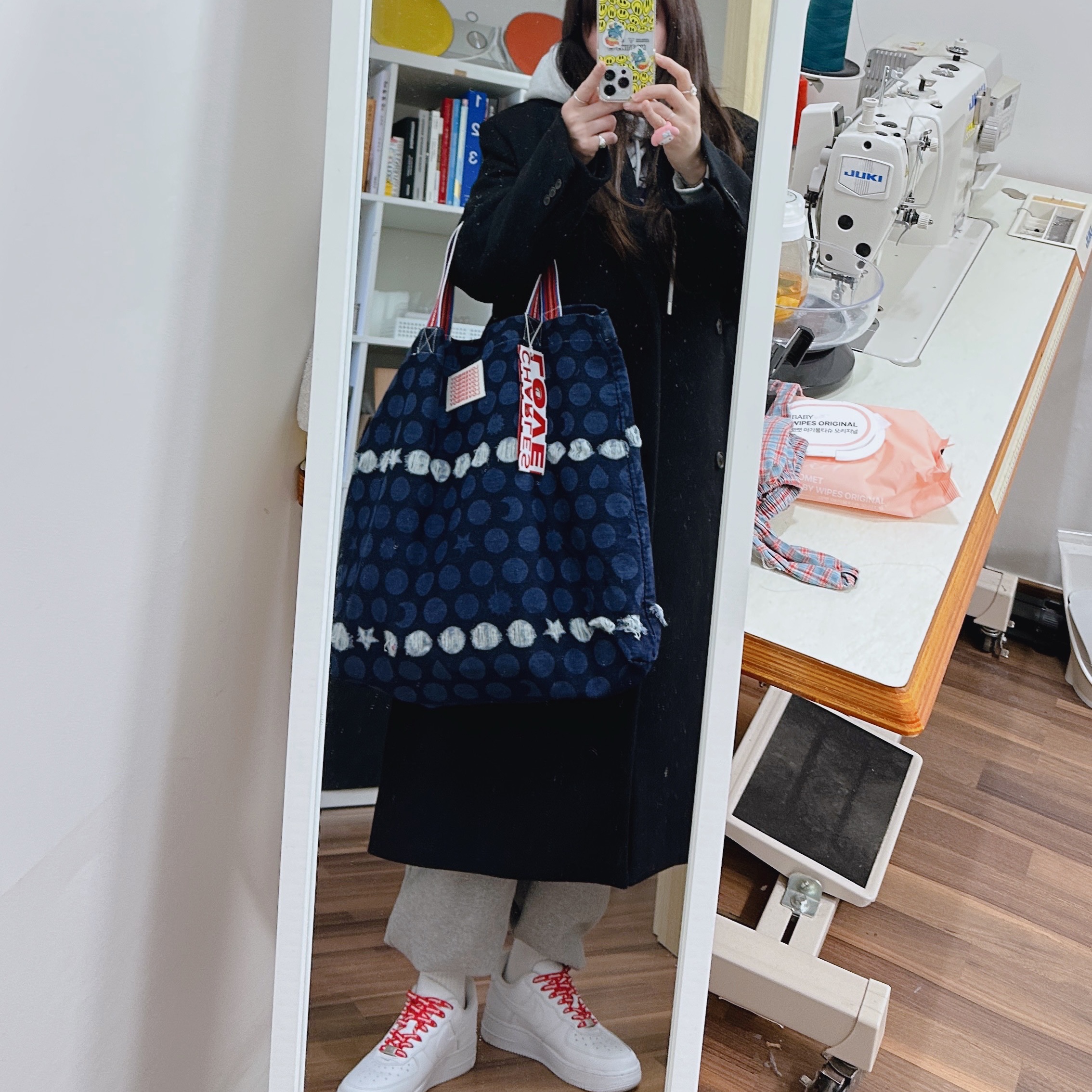 Nike x Supreme Air Force 1 Low White, Zara x Ader Error Oversized Wool Coat Black 착용 스타일 - 2
