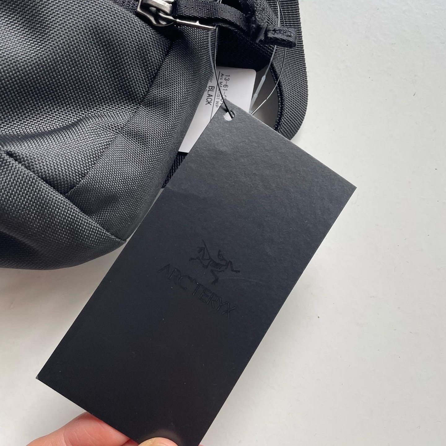 Arc'teryx Mantis 1 Waistpack Black 착용 스타일 - 4