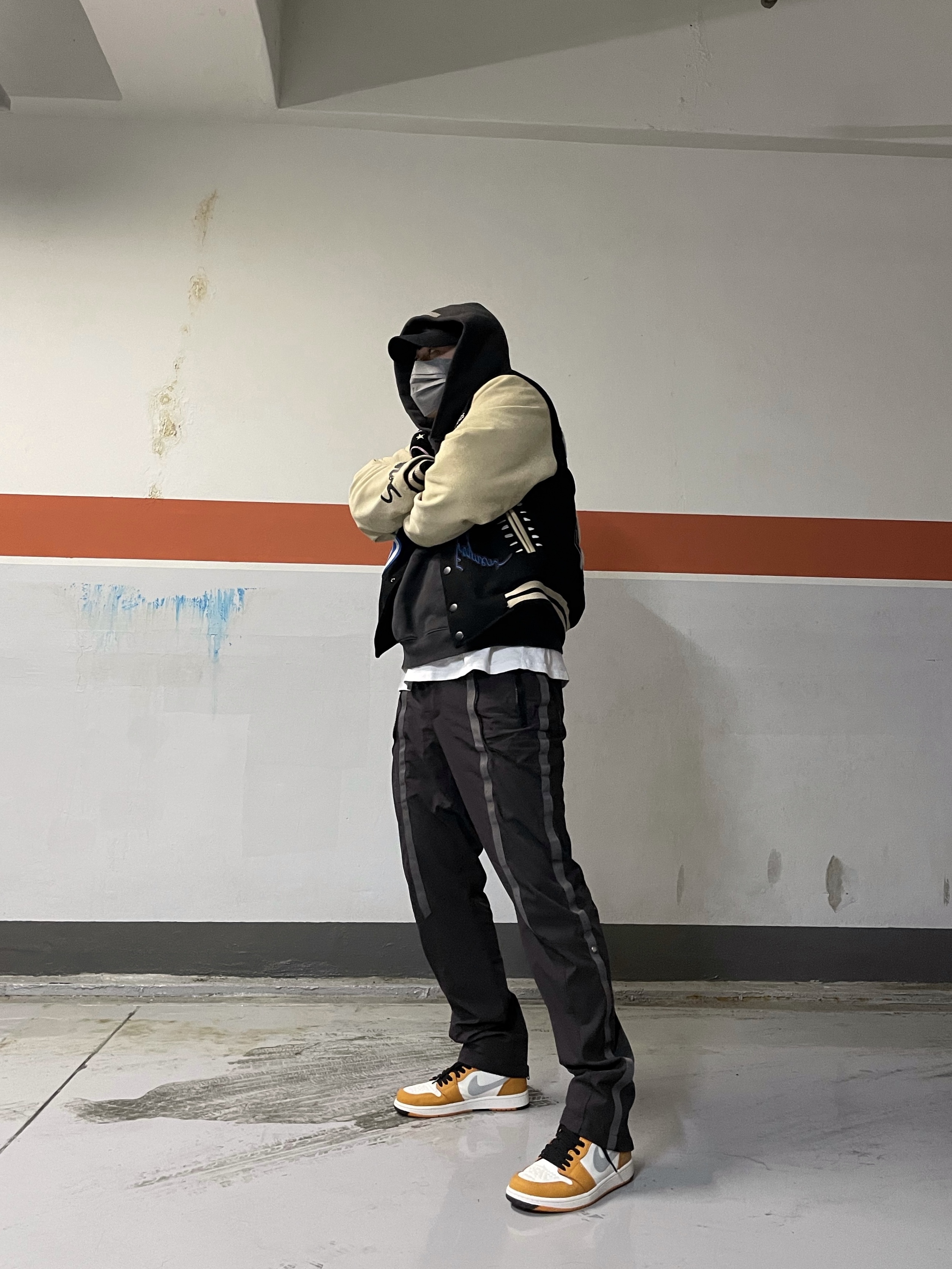 Undermycar Amsell Multi Taping Teeth Pants Arrow Wood - 22SS, Jordan 1 Element Gore-Tex Light Curry 착용 스타일 - 3