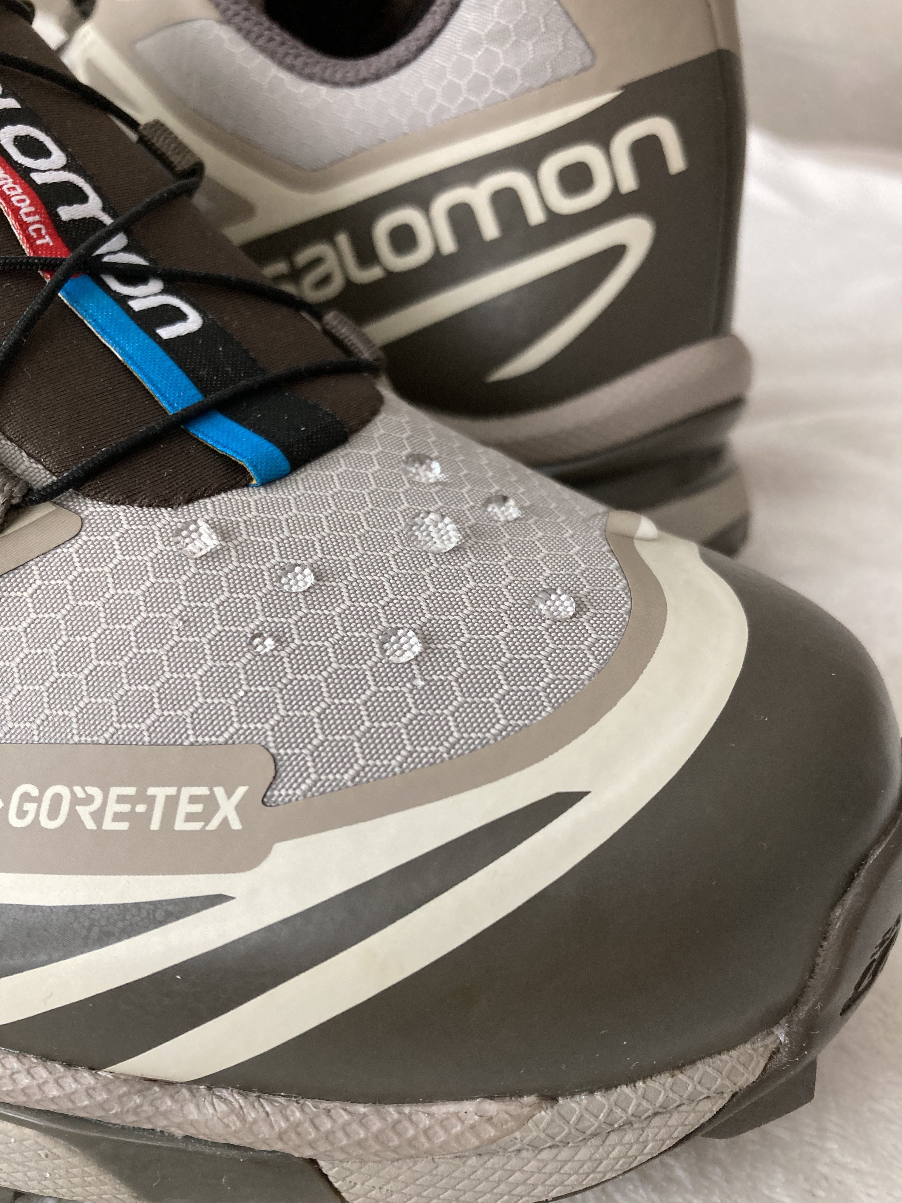 Salomon XT-6 Gore-Tex Vintage Khaki 착용 스타일 - 4