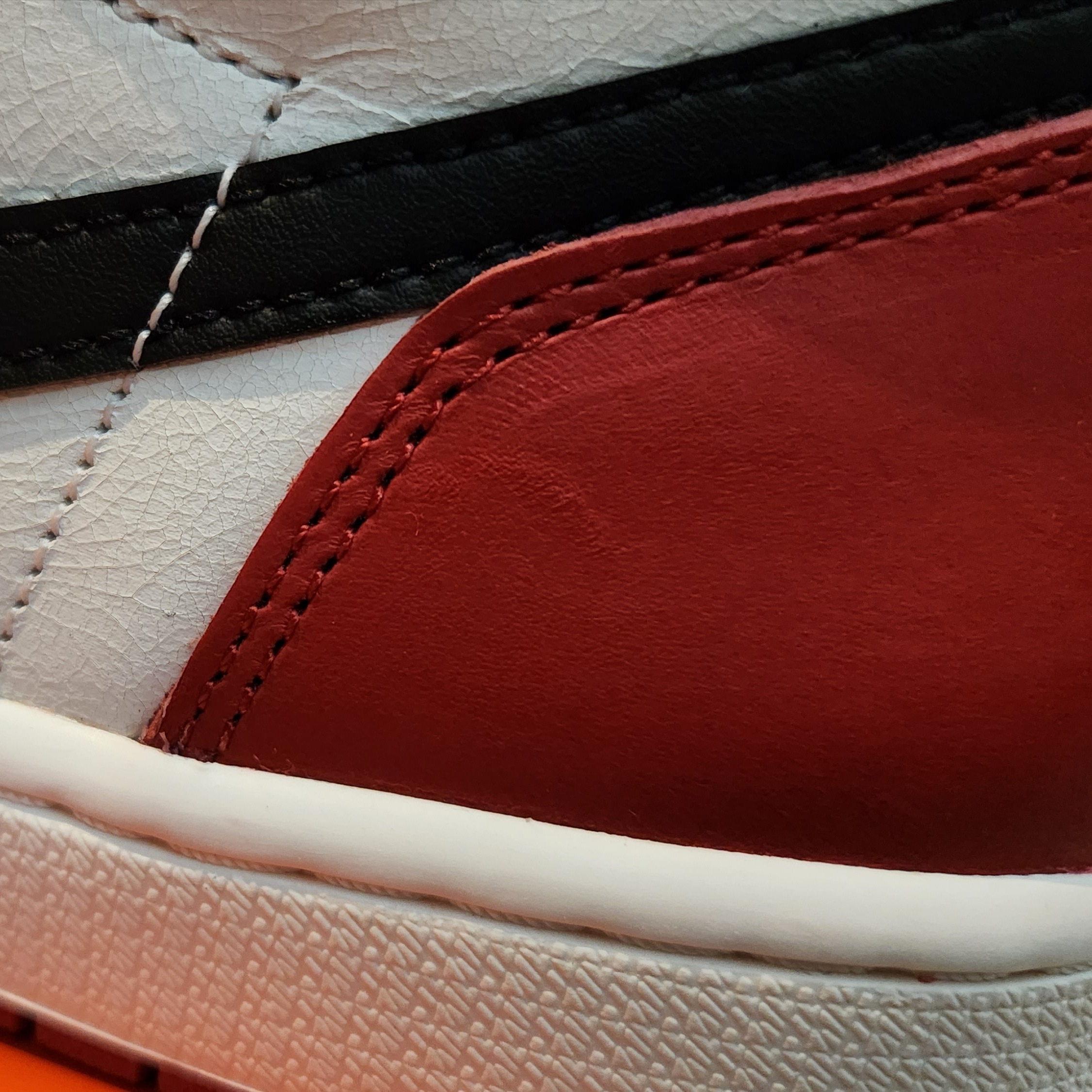 Jordan 1 Retro High OG Chicago 2022 착용 스타일 - 3