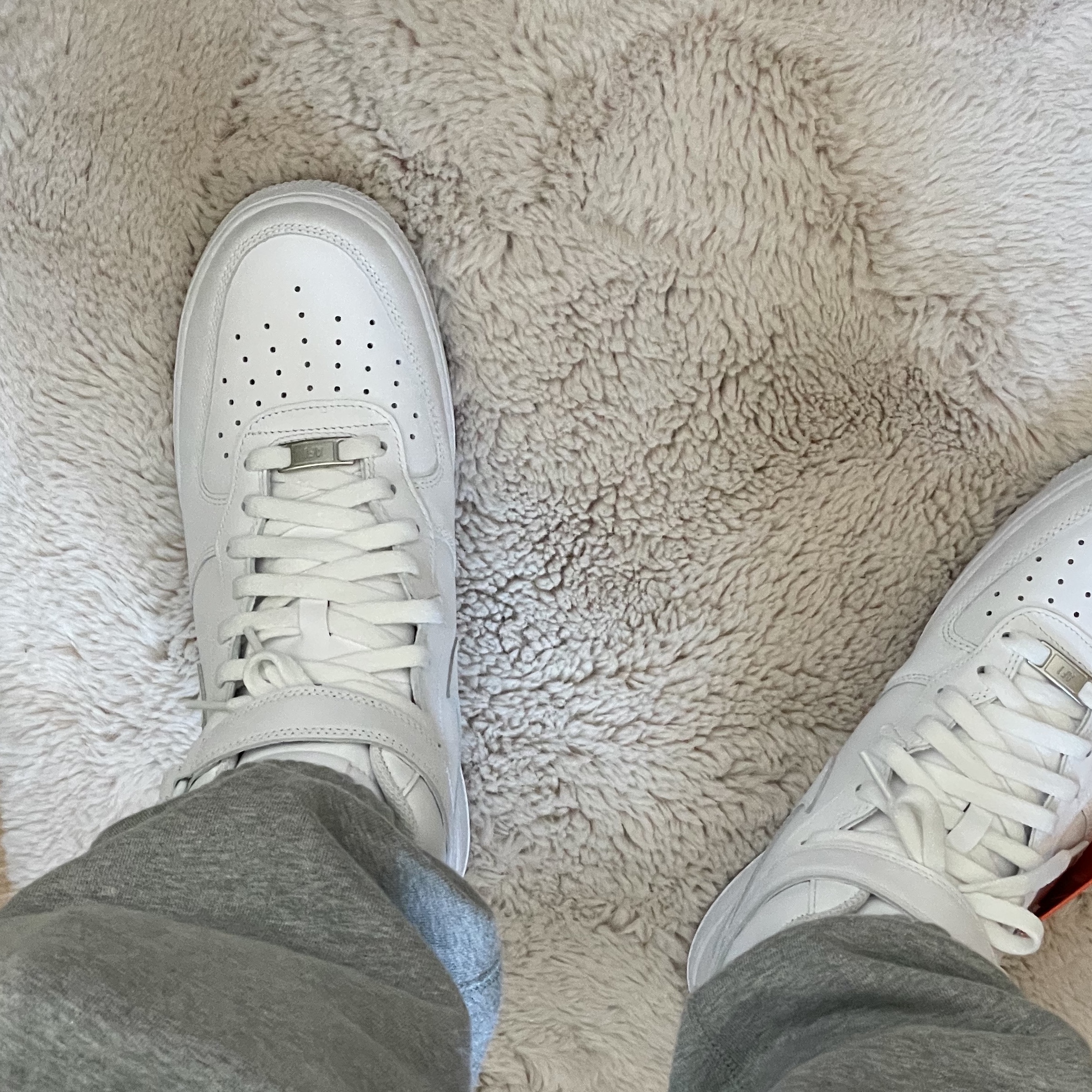 Nike Air Force 1 Mid '07 White 착용 스타일 - 1