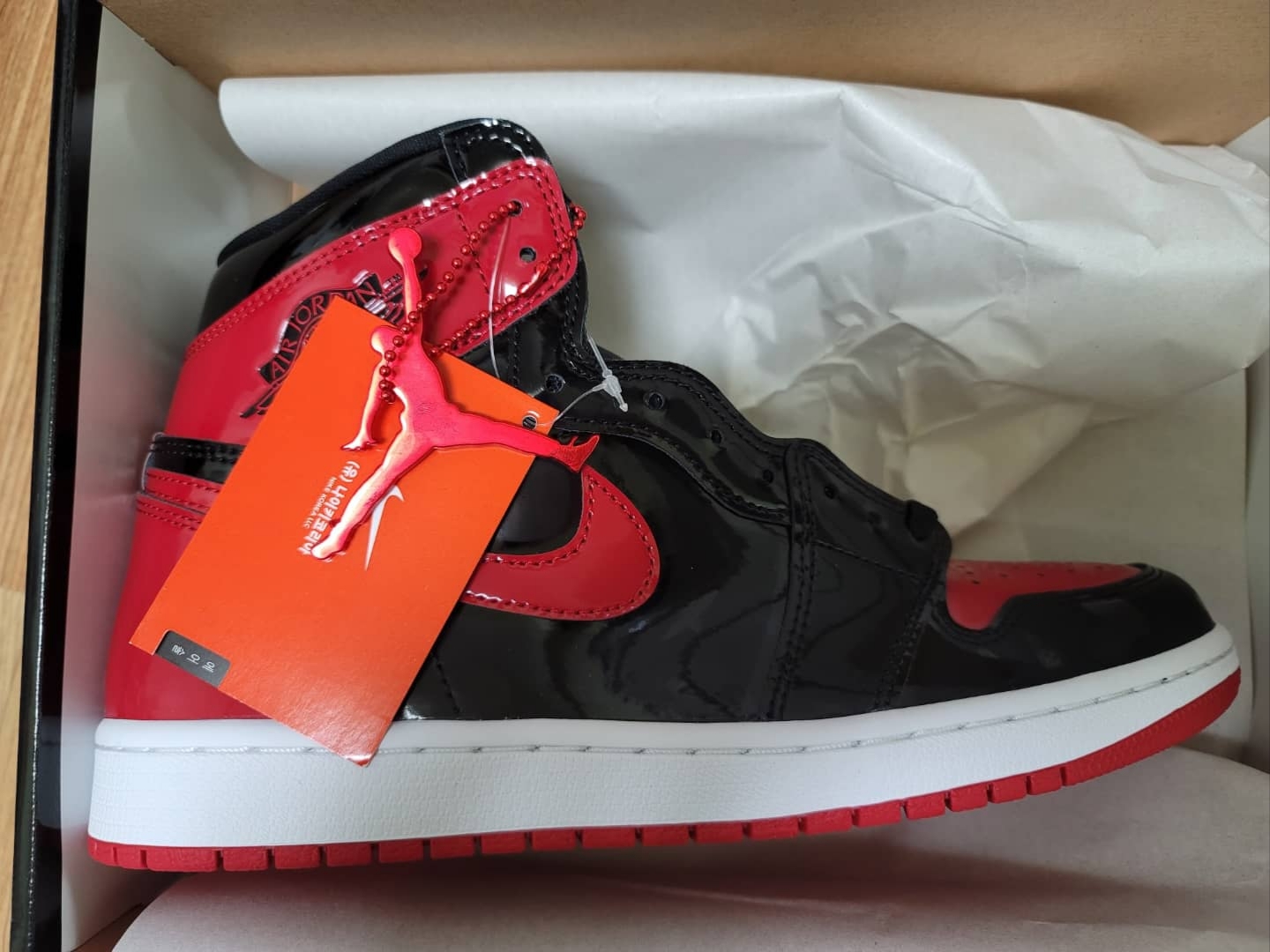 Jordan 1 Retro High OG Patent Bred 착용 스타일