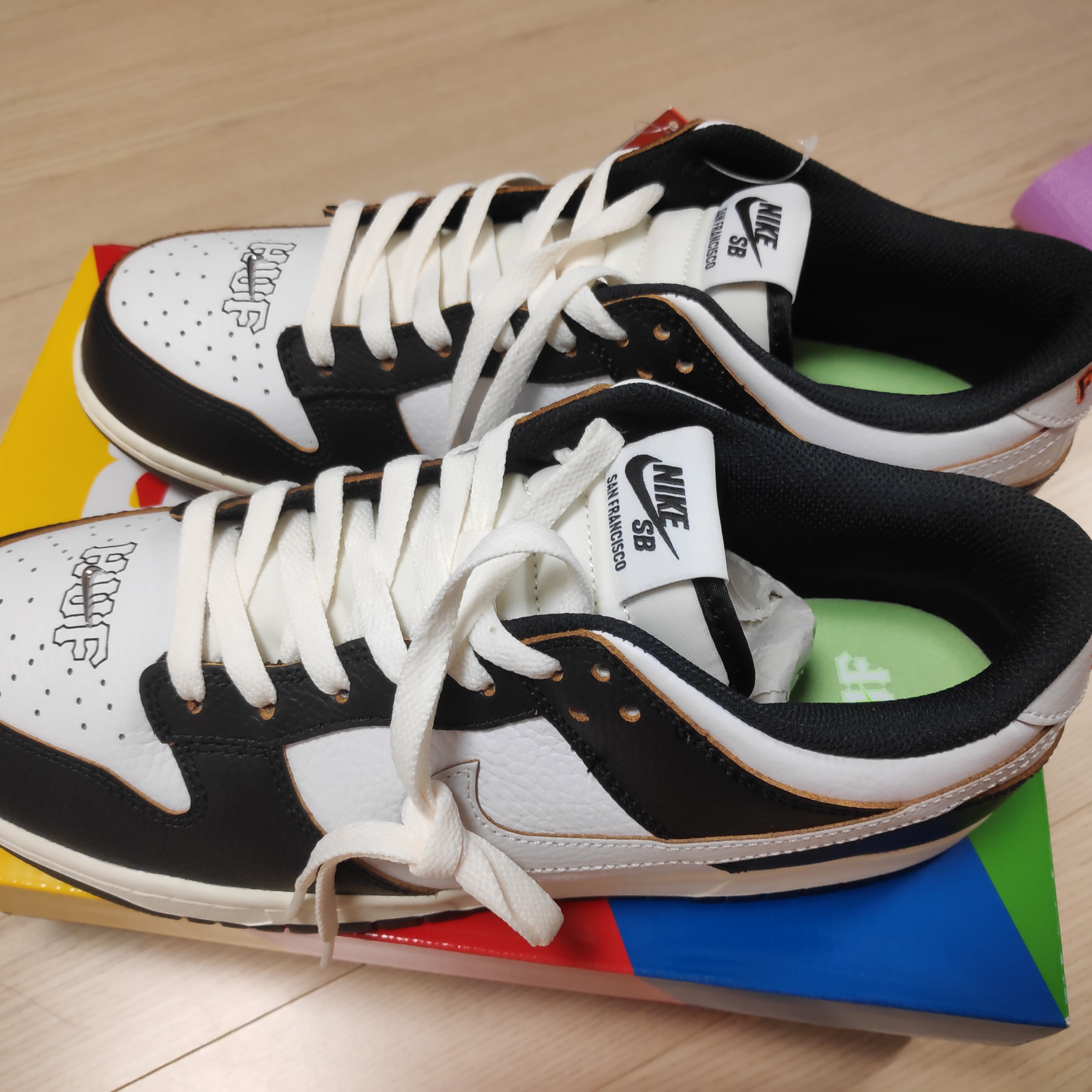 Nike x HUF SB Dunk Low San Francisco 착용 스타일 - 4
