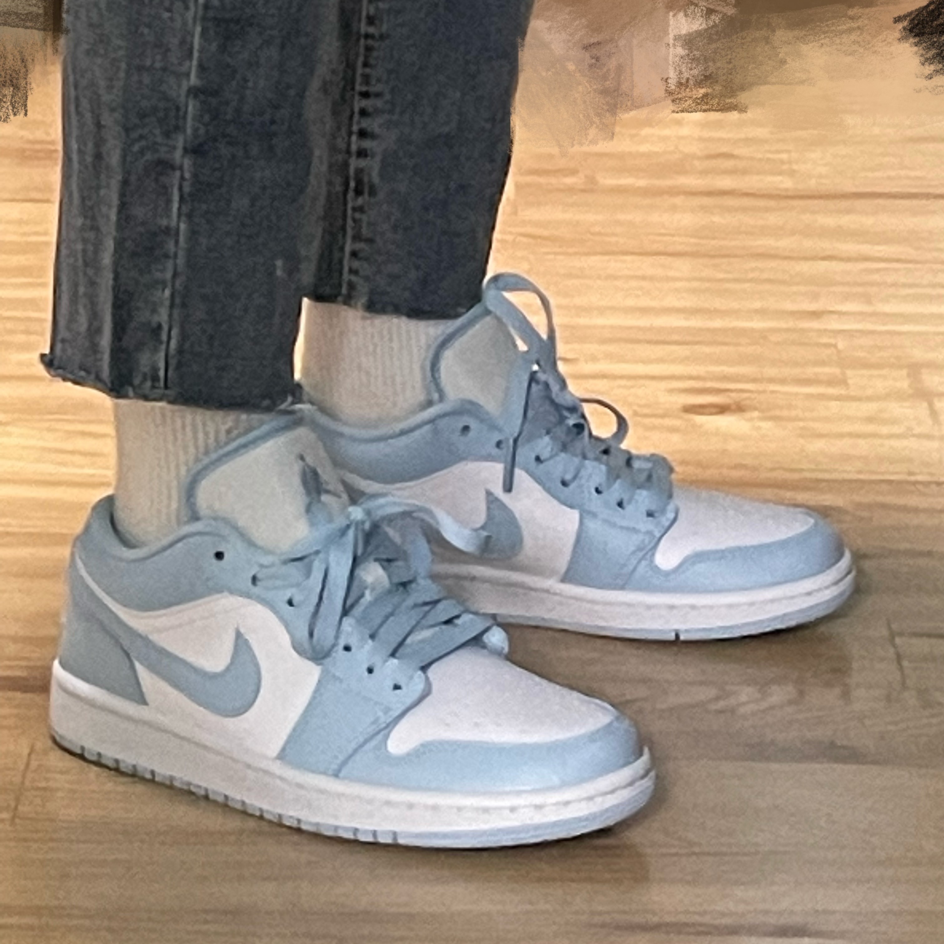 (W) Jordan 1 Low White Ice Blue 착용 스타일 - 2