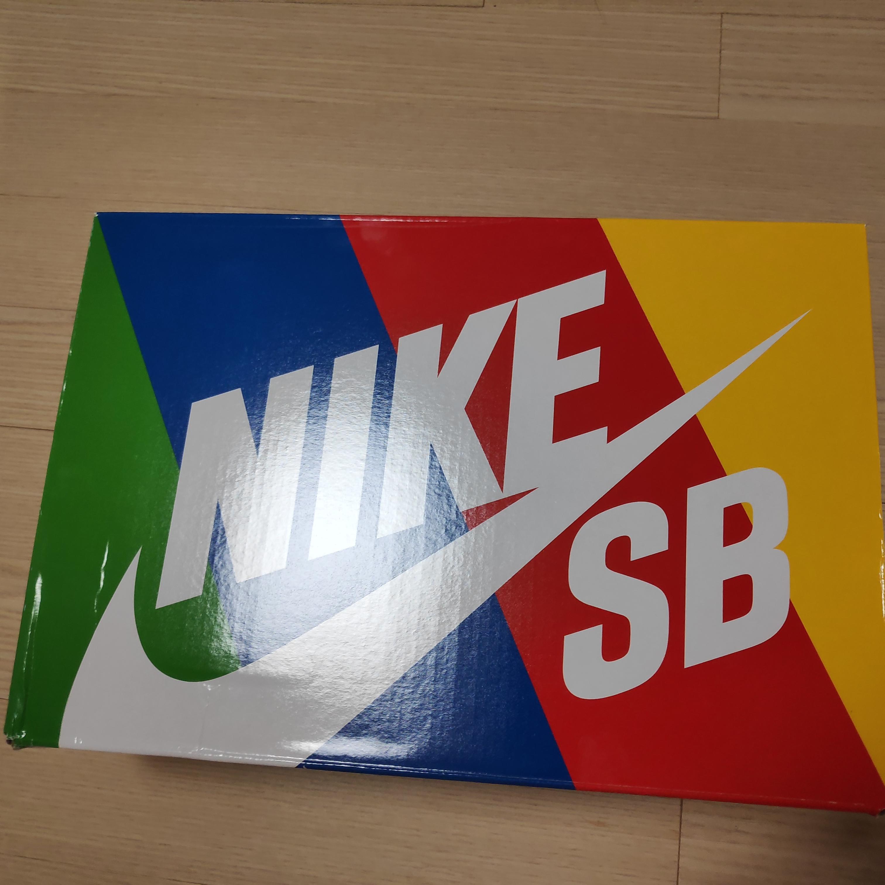 Nike x HUF SB Dunk Low San Francisco 착용 스타일 - 1