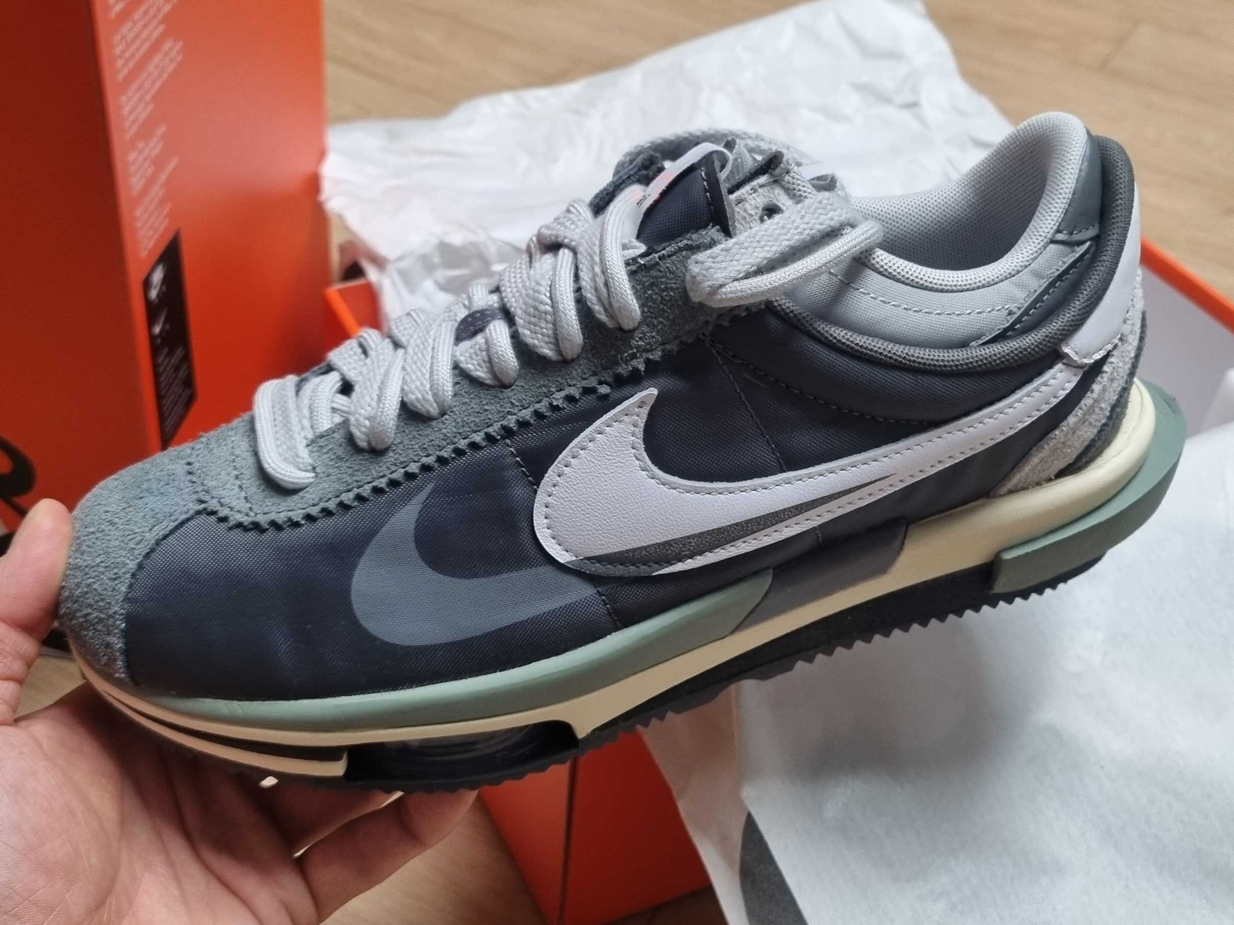 Nike x Sacai Zoom Cortez SP Iron Grey 착용 스타일