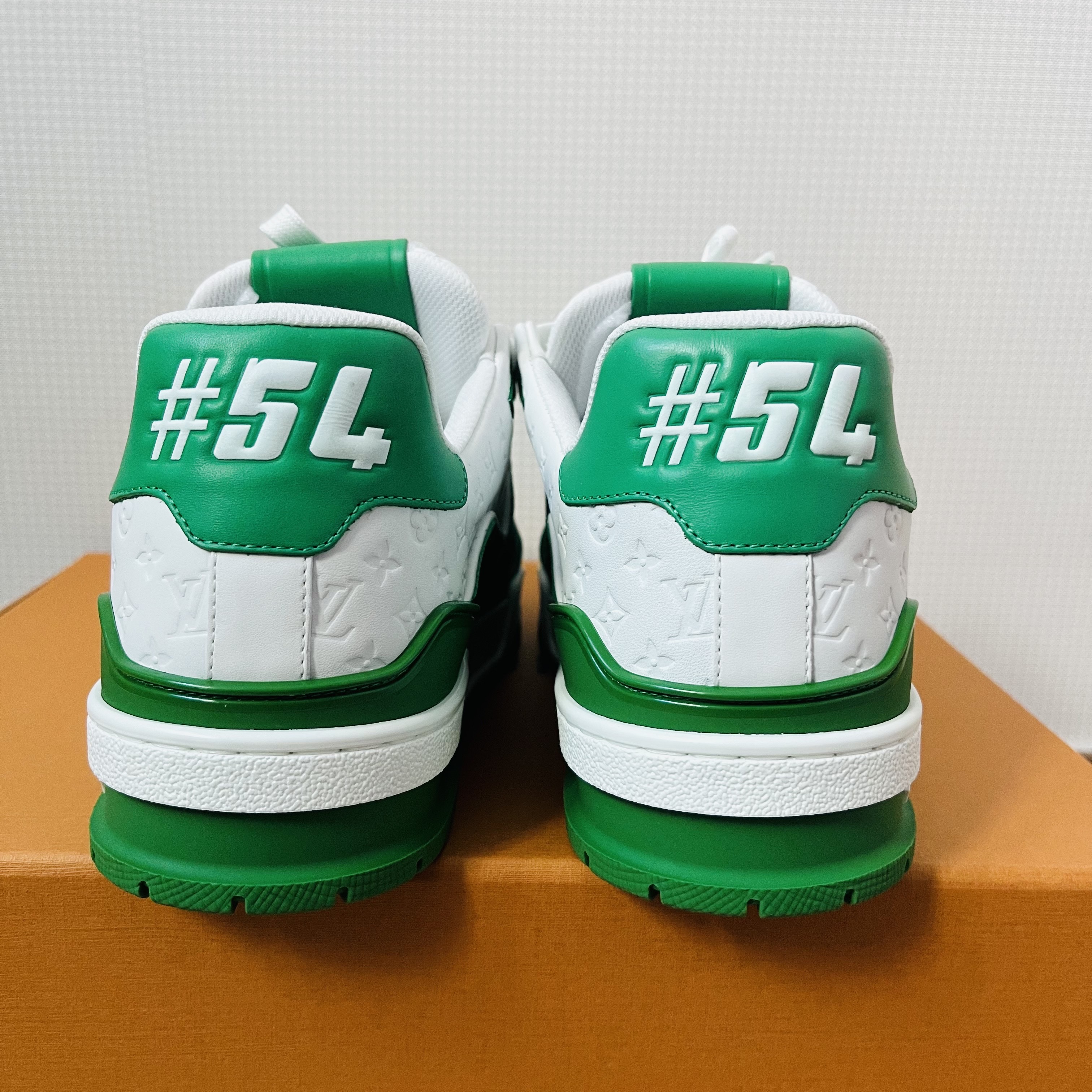 Louis Vuitton LV Trainer Sneakers Green 착용 스타일 - 4