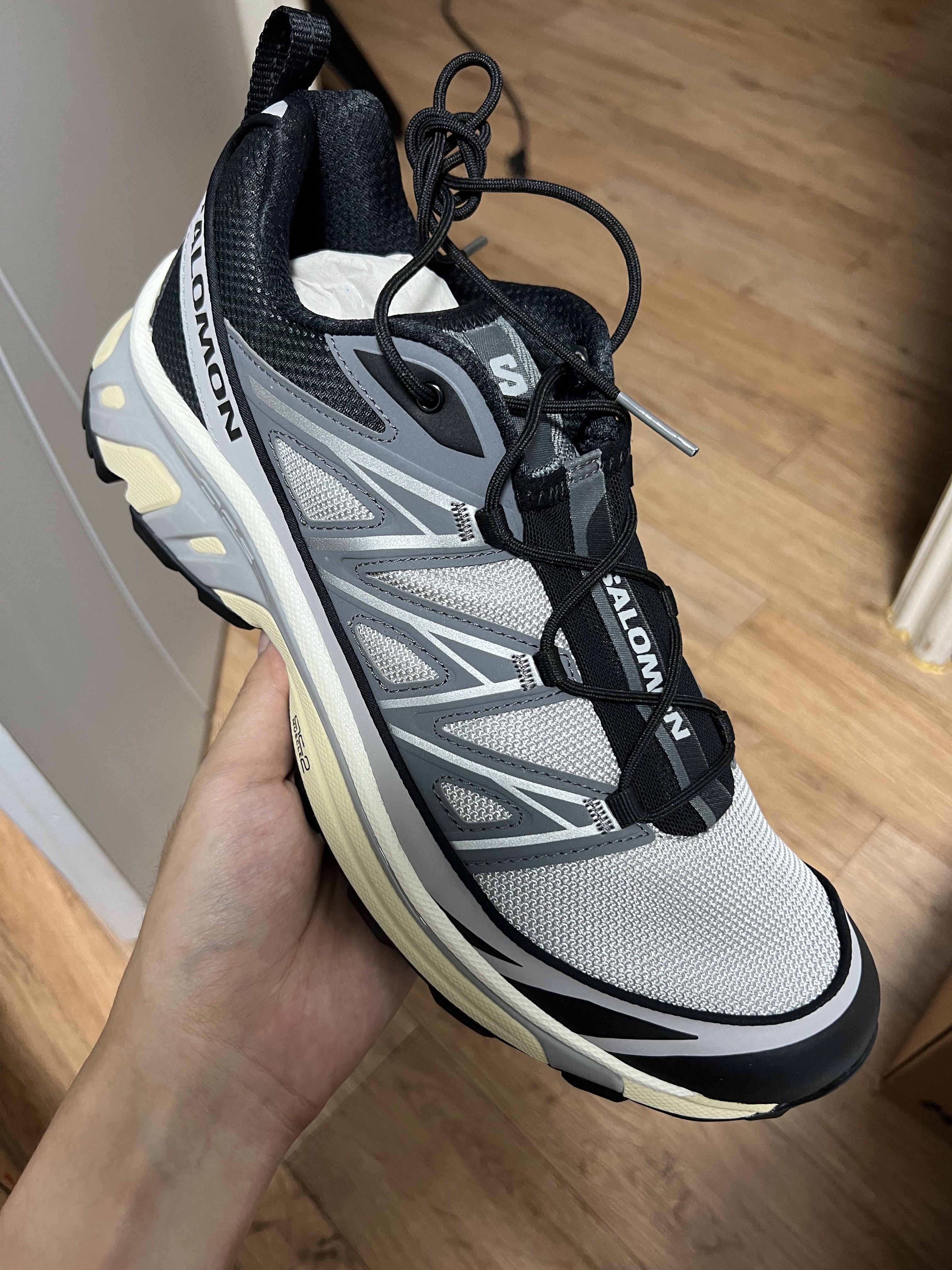 Salomon XT-6 Expanse Alloy Quiet Shade 착용 스타일 - 2