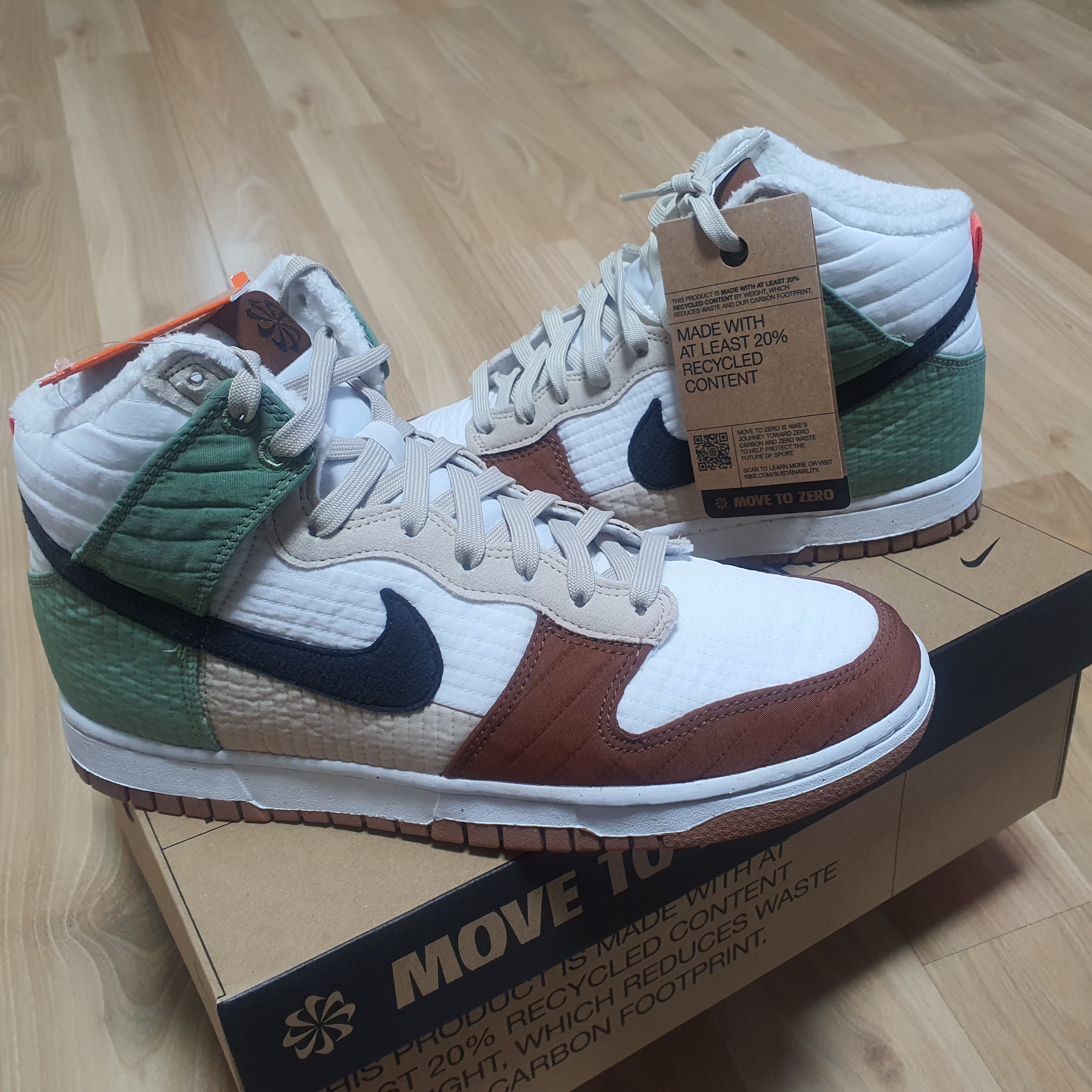 (W) Nike Dunk High Next Nature Summit White 착용 스타일 - 5