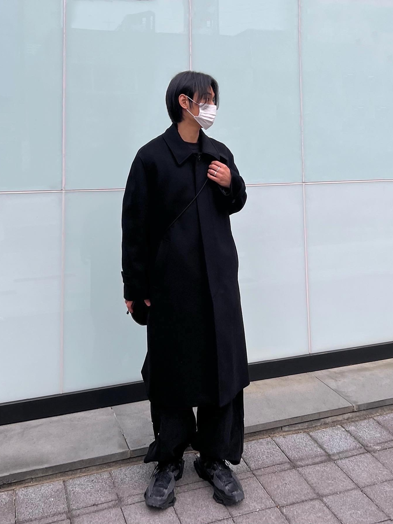 Nike x Matthew M Williams Zoom 004 Triple Black 착용 스타일 - 2