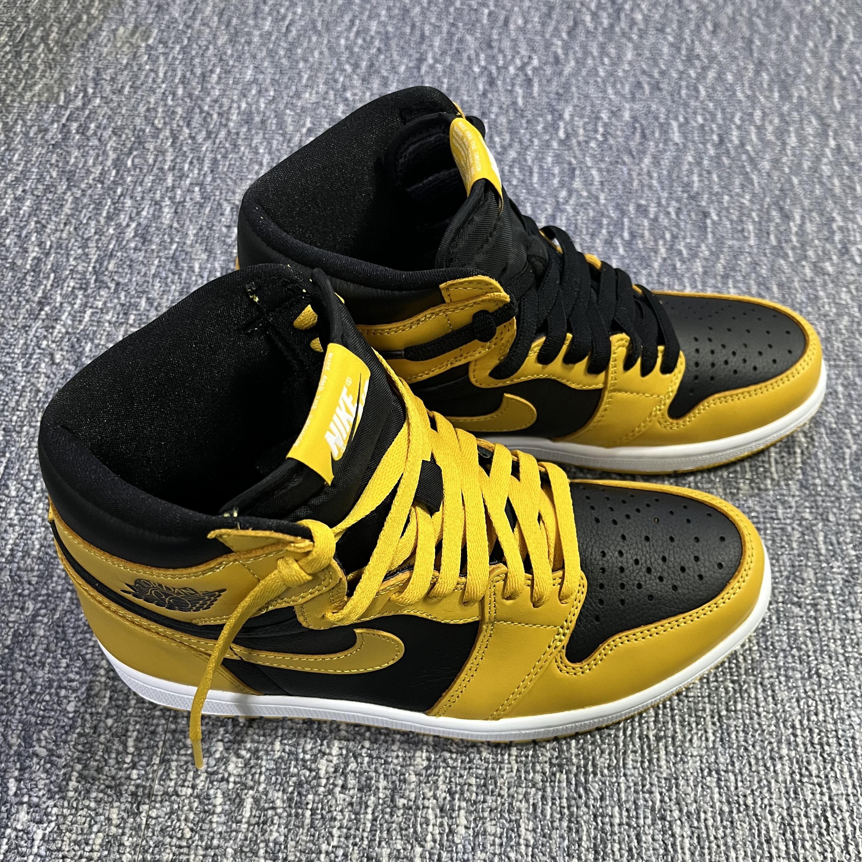 Jordan 1 Retro High OG Pollen 착용 스타일 - 4