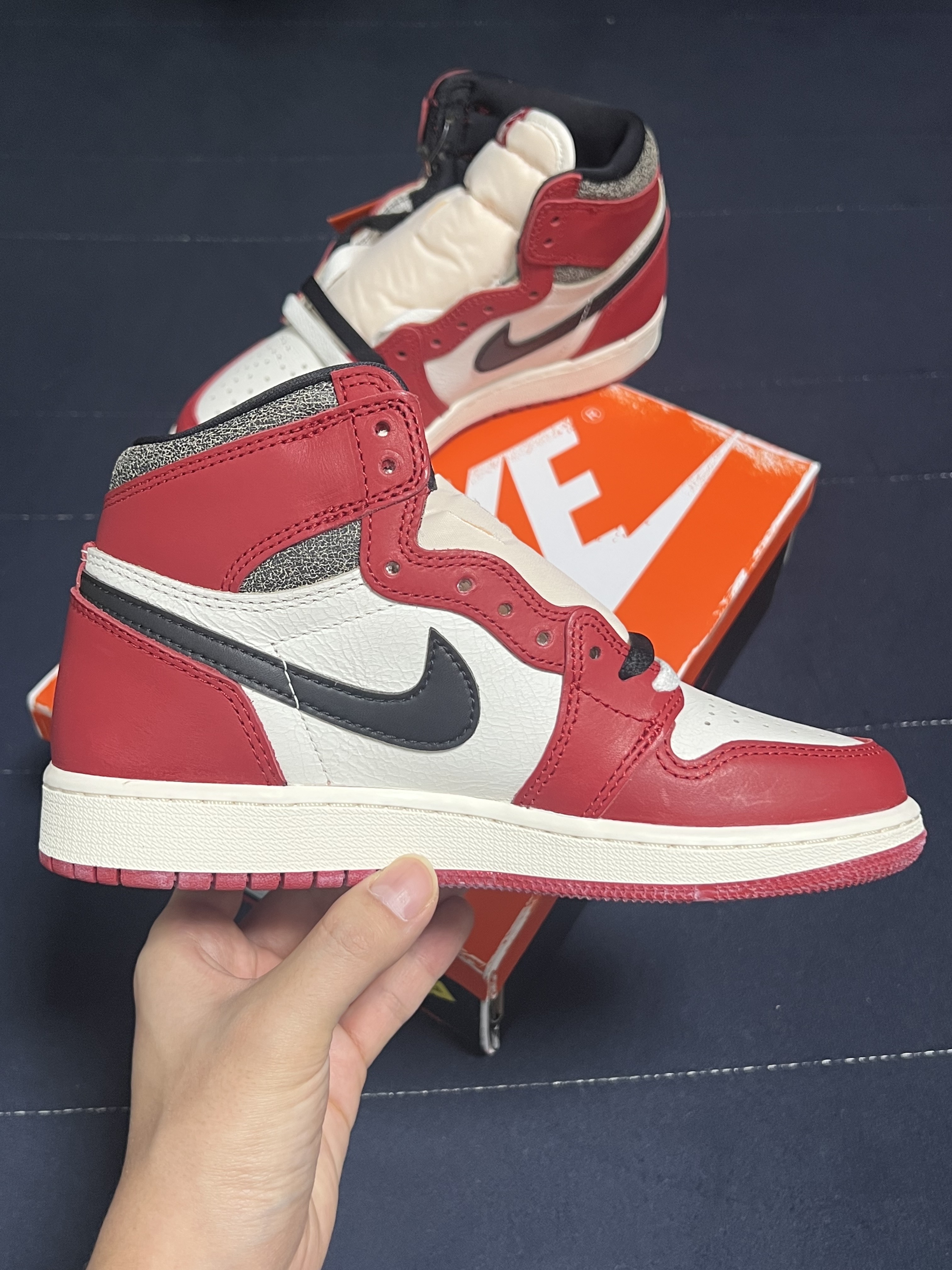 (GS) Jordan 1 Retro High OG Chicago 2022 착용 스타일 - 3