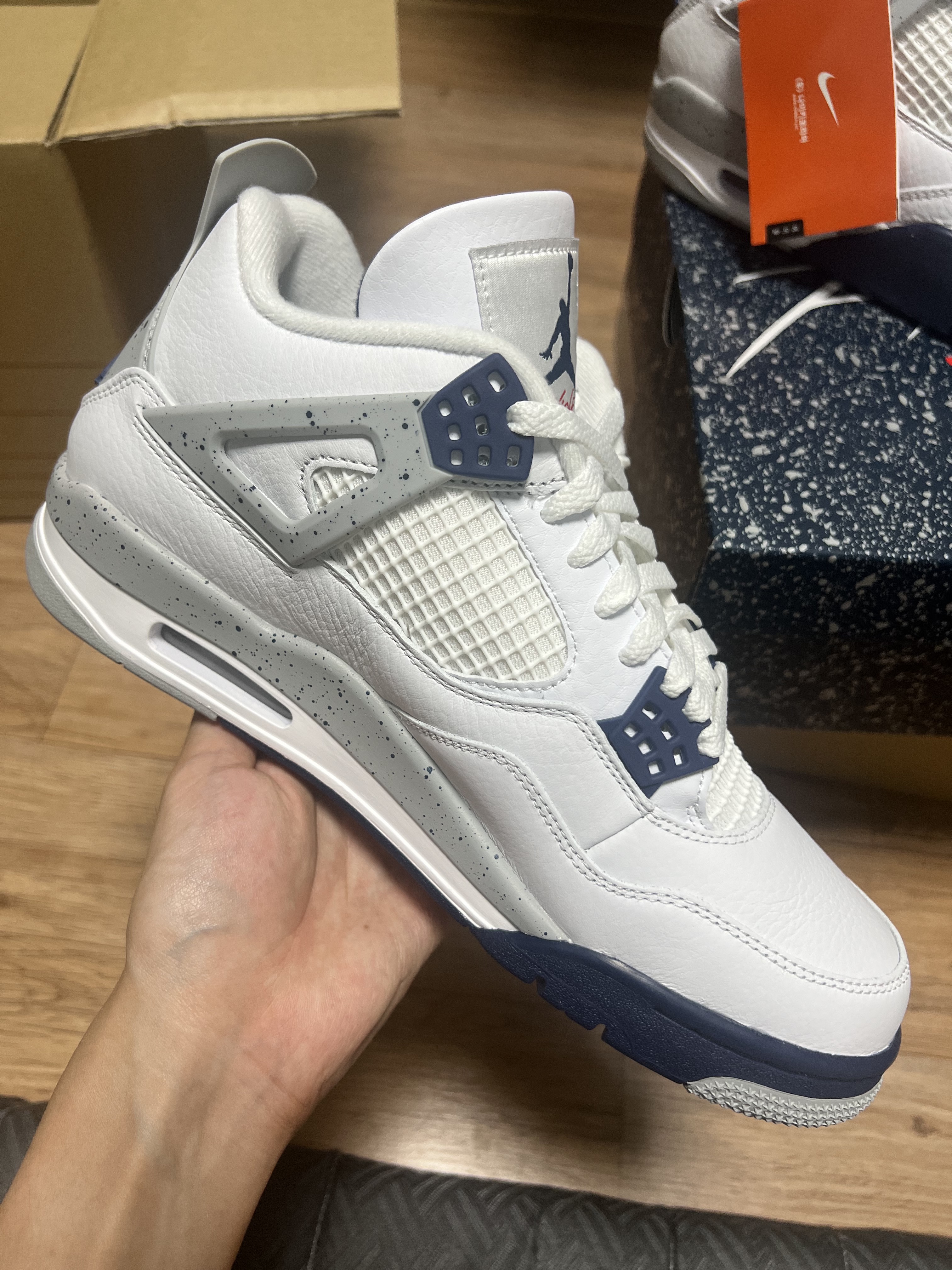 Jordan 4 Retro Midnight Navy 착용 스타일 - 3