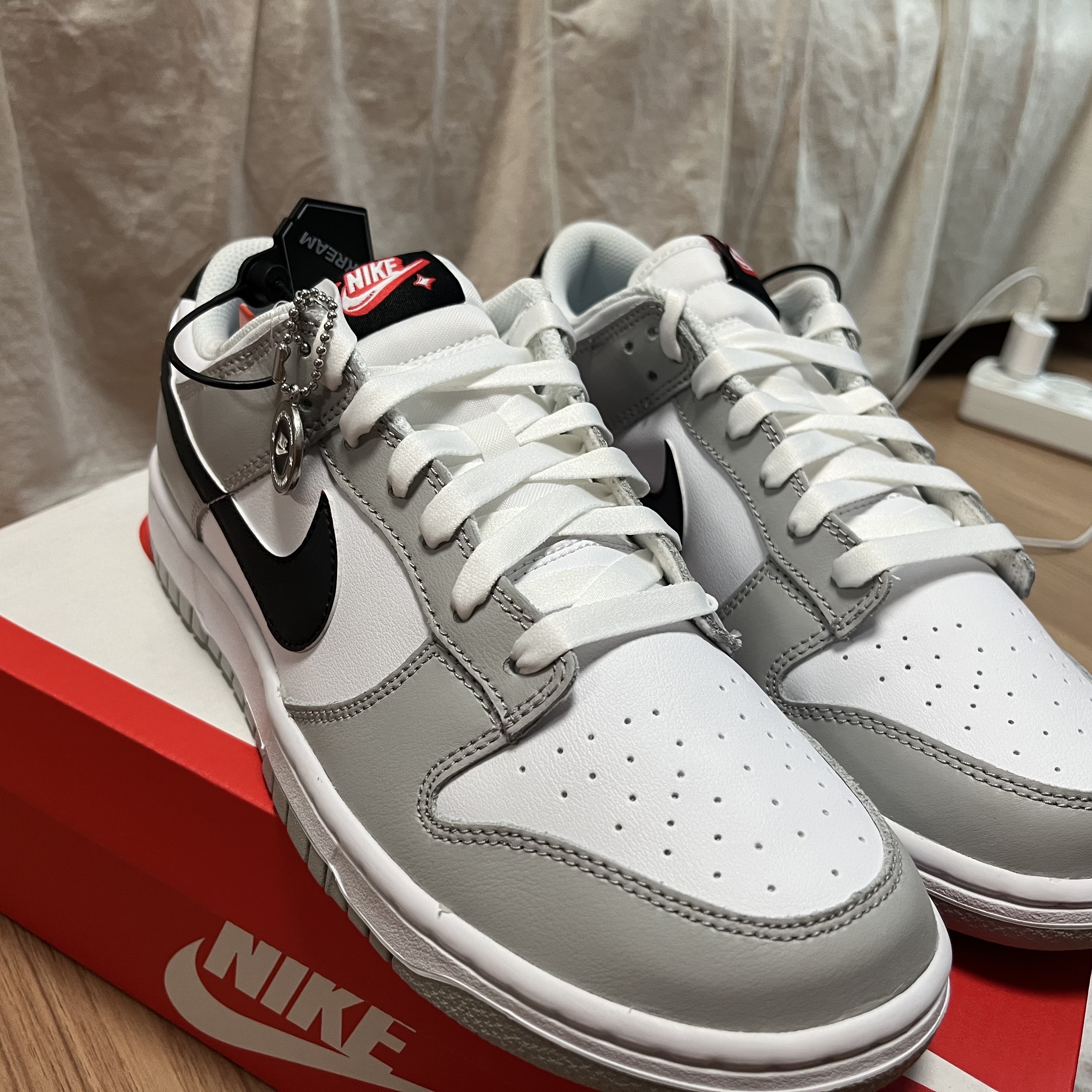 Nike Dunk Low Retro SE Jackpot Grey Fog 착용 스타일 - 3
