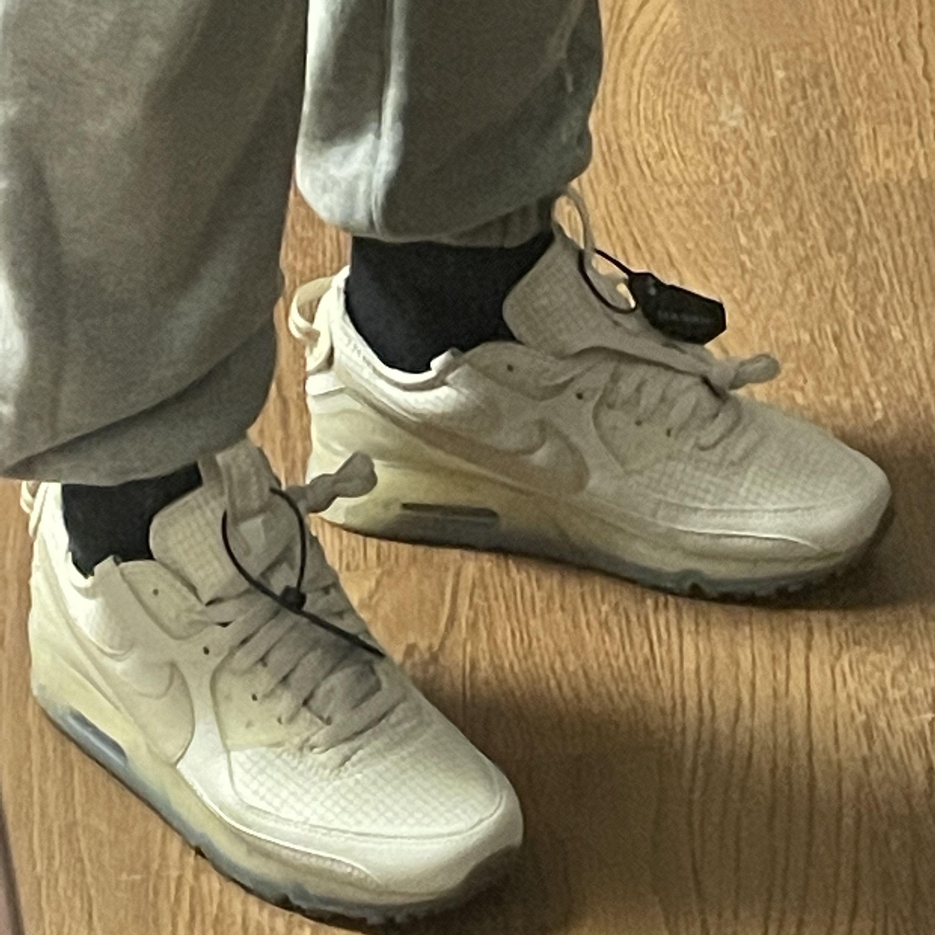 (W) Nike Air Max Terrascape 90 Light Bone 착용 스타일