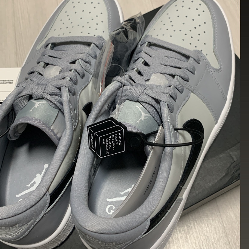 Jordan 1 Low Golf Wolf Grey 착용 스타일