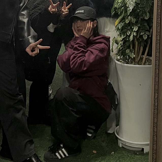 Adidas Superstar Core Black White, Supreme Military Camp Cap Black - 22FW 착용 스타일