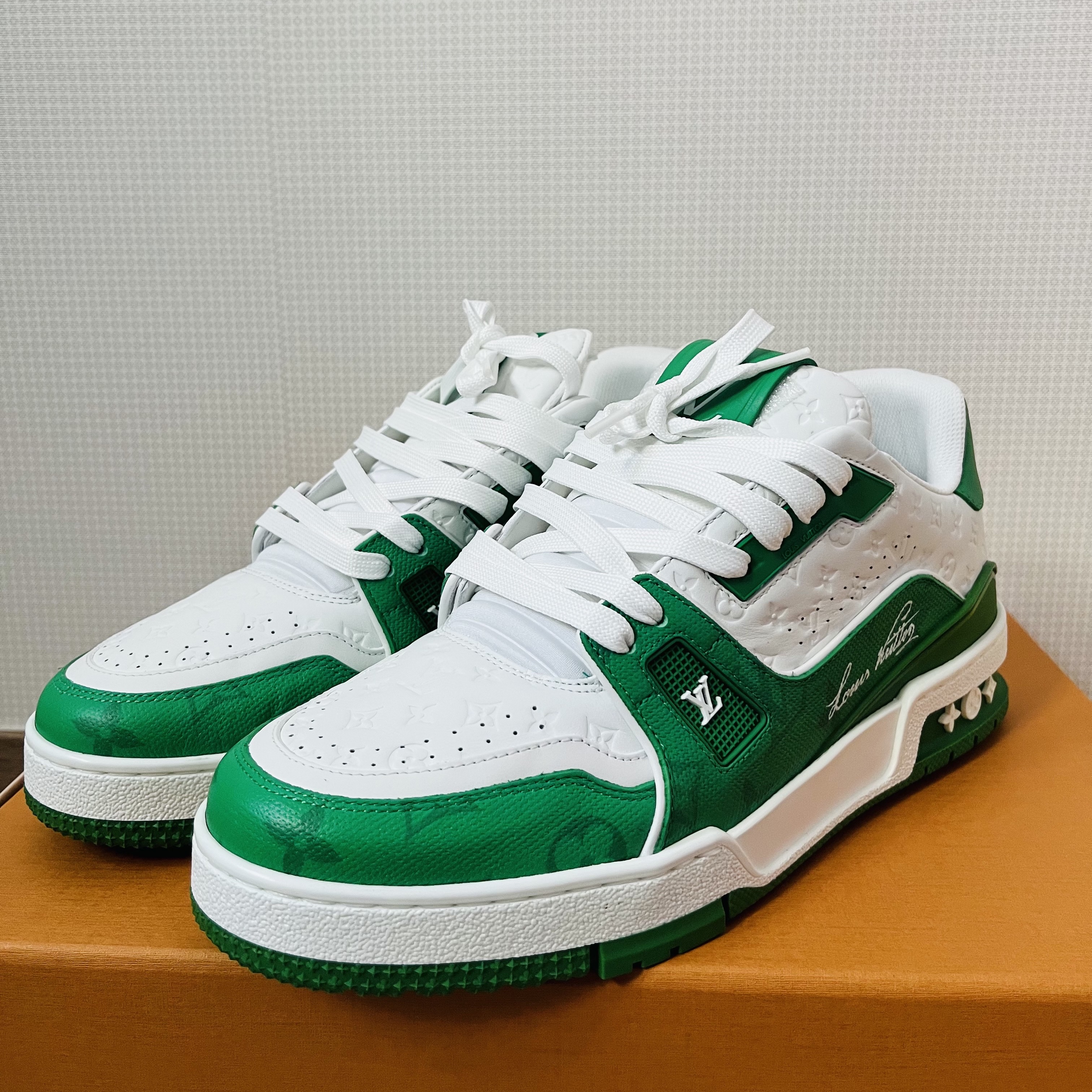 Louis Vuitton LV Trainer Sneakers Green 착용 스타일 - 2