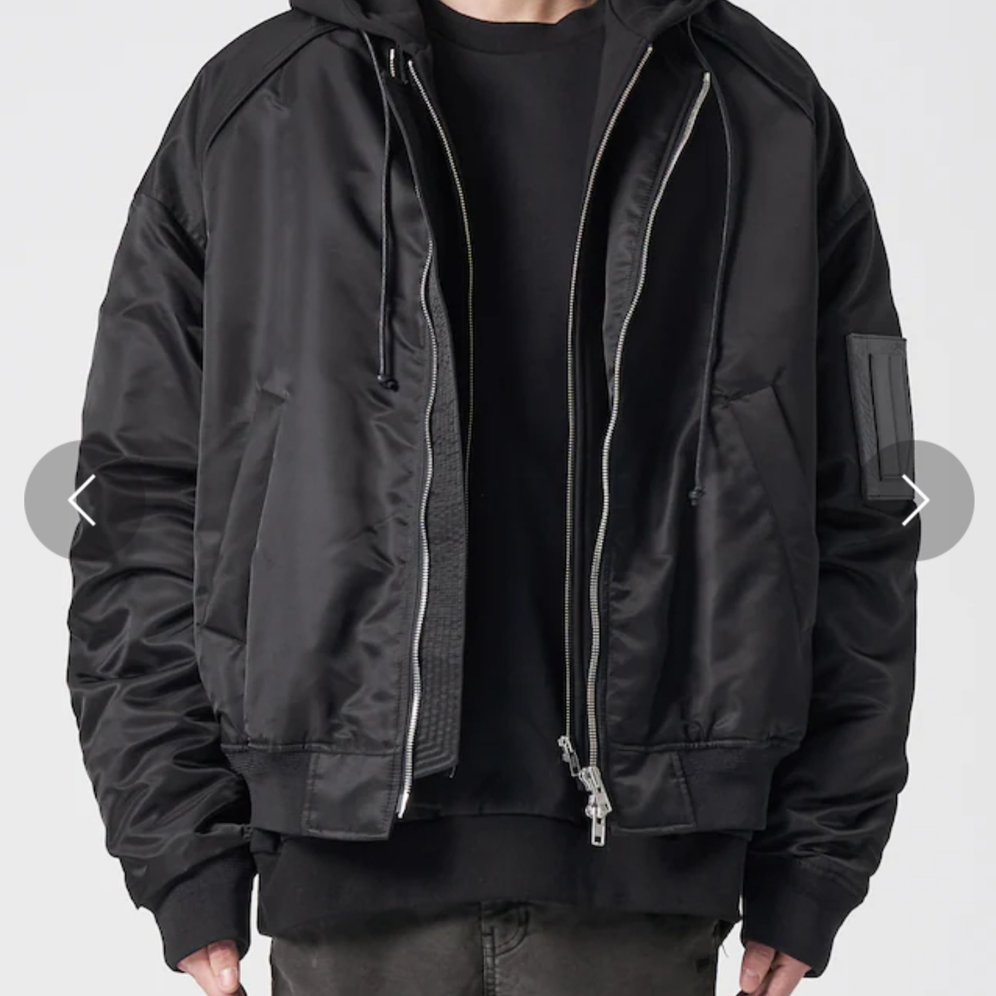 Juun.J Detachable Hood MA-1 Jumper Black - 23SS 착용 스타일