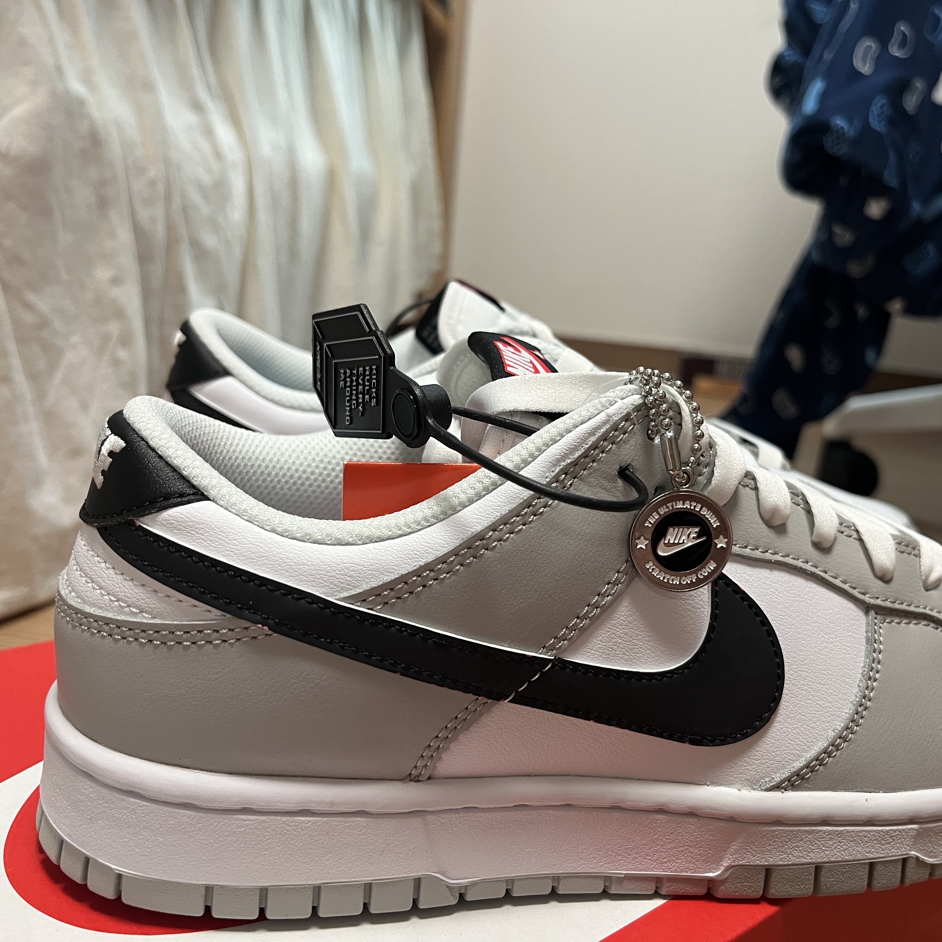 Nike Dunk Low Retro SE Jackpot Grey Fog 착용 스타일 - 1