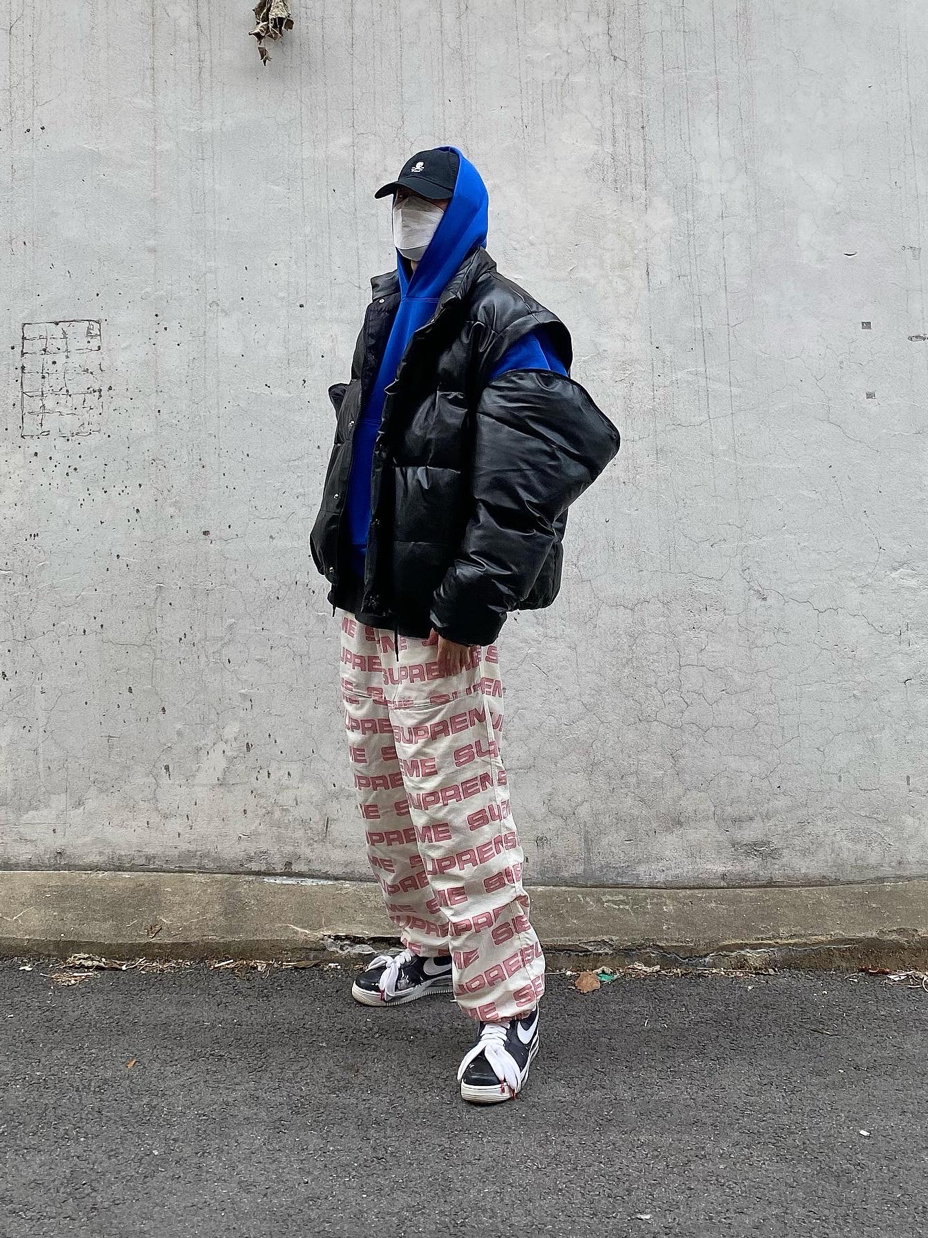 Nike x Peaceminusone Air Force 1 Low Para-Noise, Yeezy Gap Hoodie Blue 착용 스타일 - 1