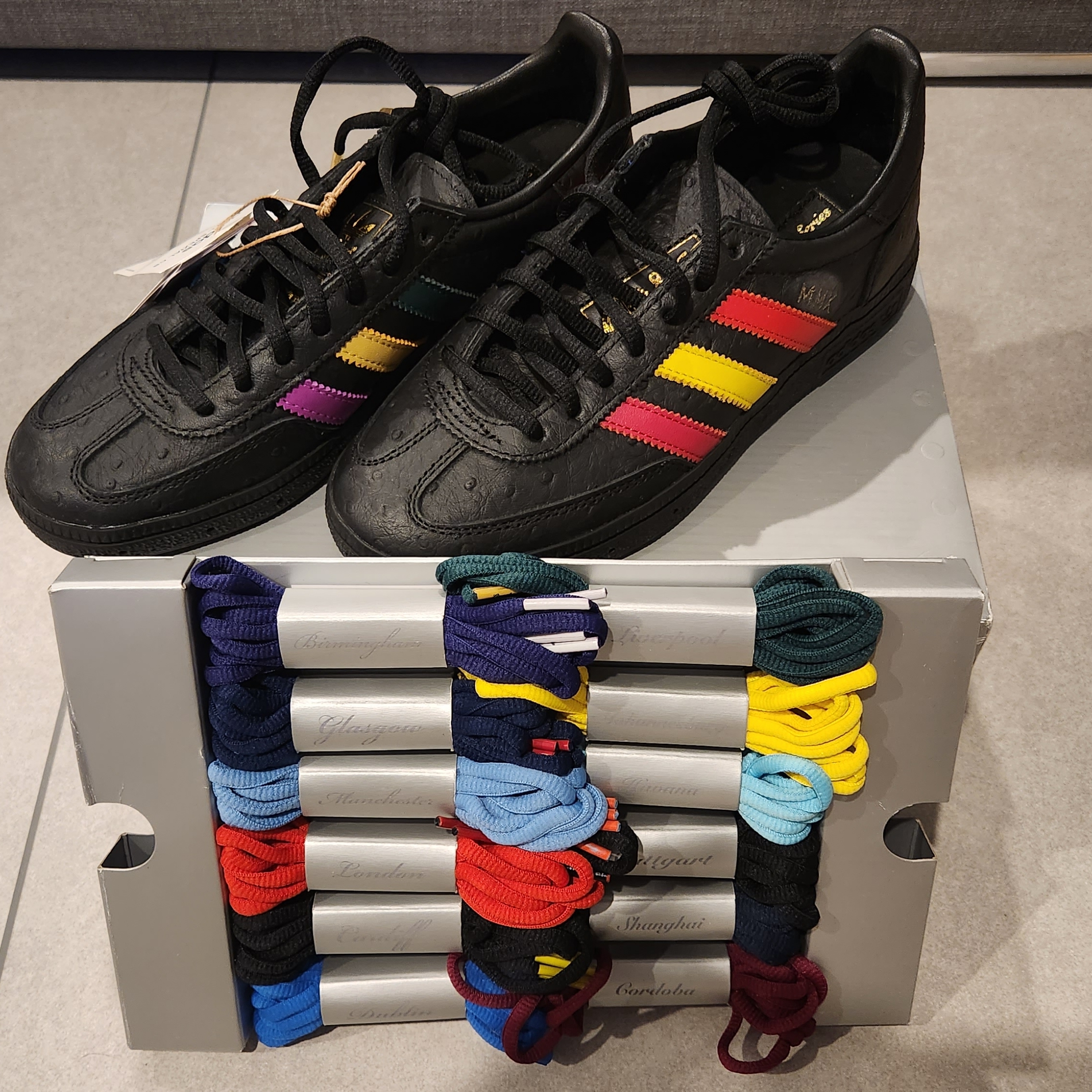 Adidas Spezial Handball City Series Core Black - Size? Exclusive 착용 스타일 - 4