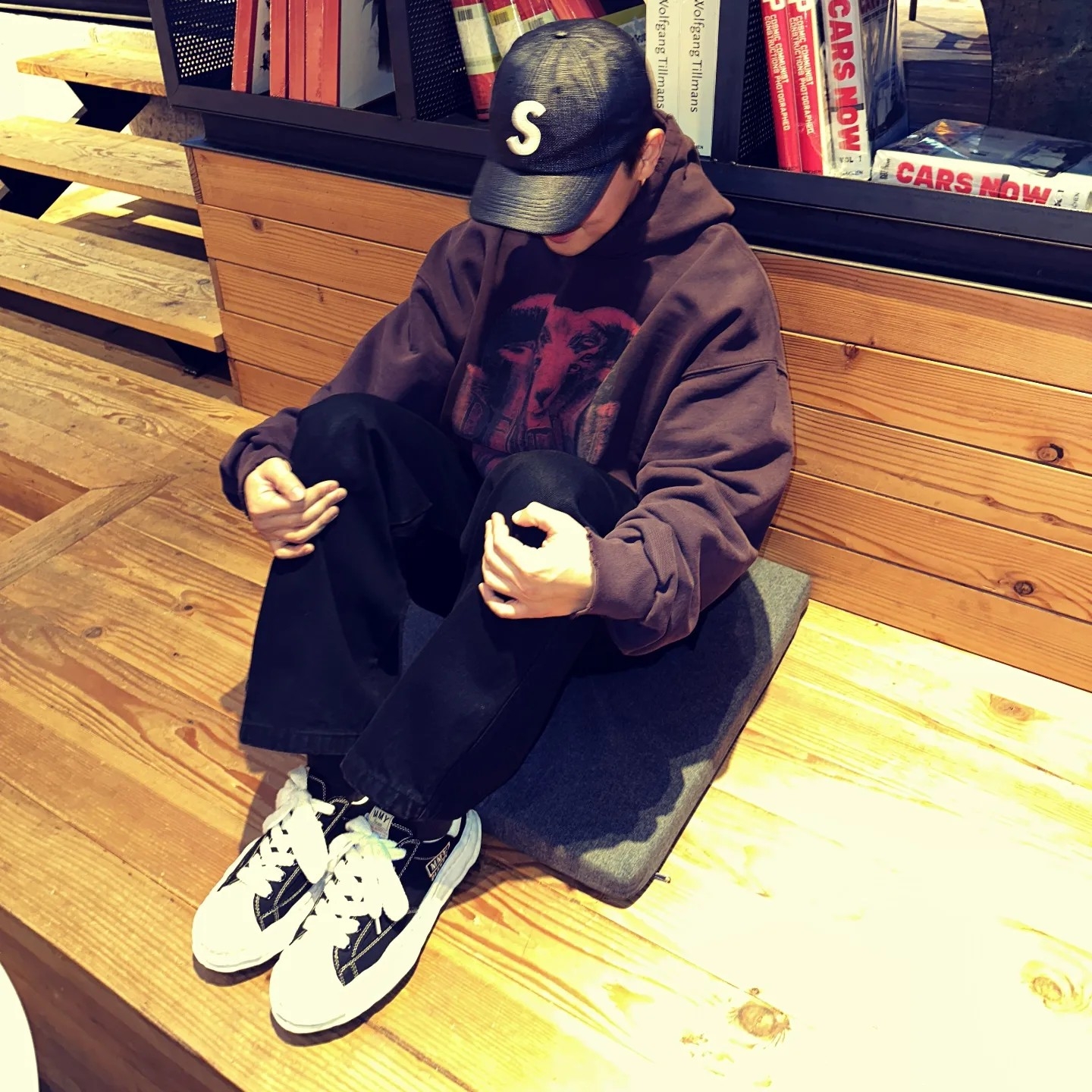 Undermycar Perdition Oglavaeil Hoodie Ox Blood - 22FW, Maison Mihara Yasuhiro Blakey OG Sole Canvas Low-top Sneakers Black White 착용 스타일