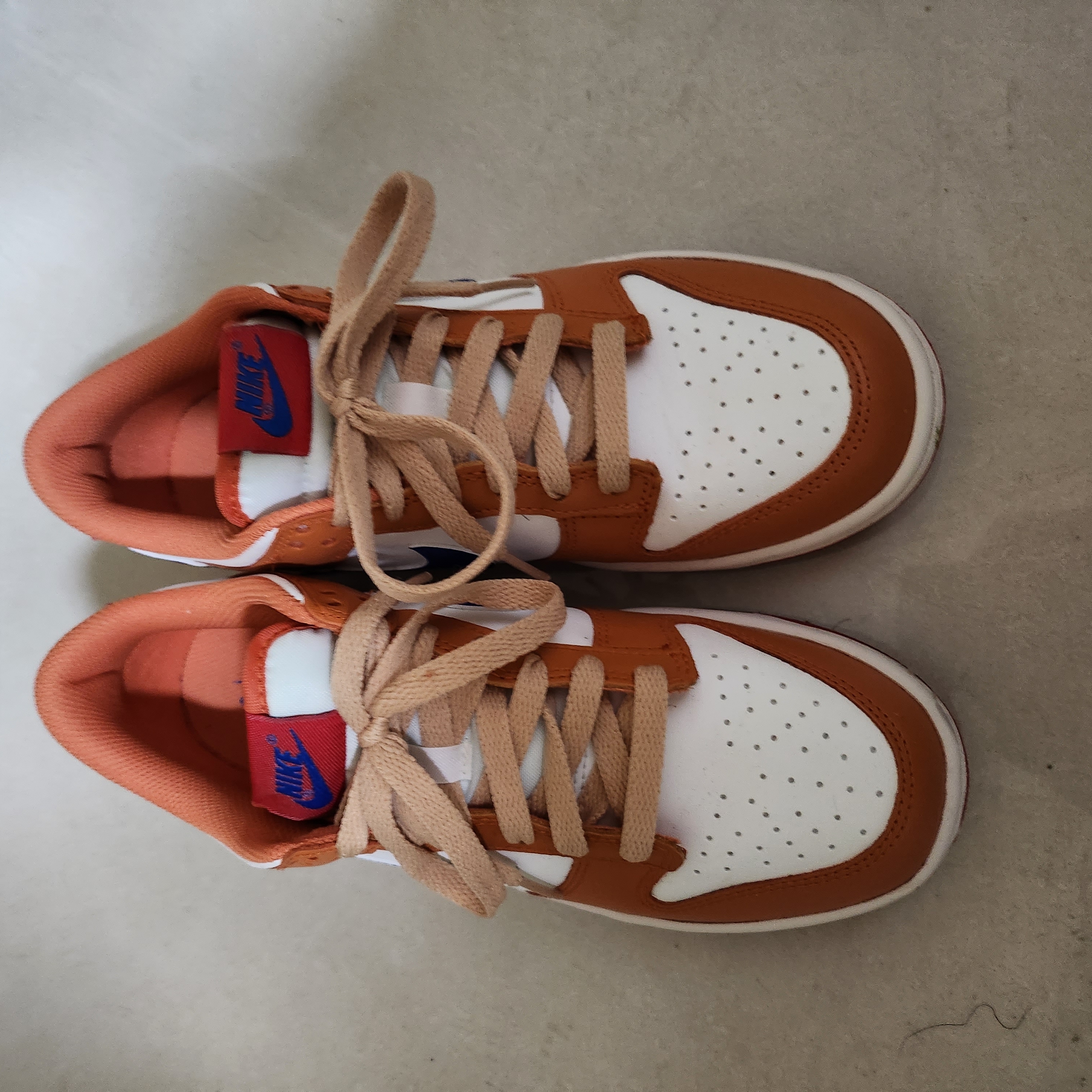 (GS) Nike Dunk Low Hot Curry and Game Royal 착용 스타일 - 1
