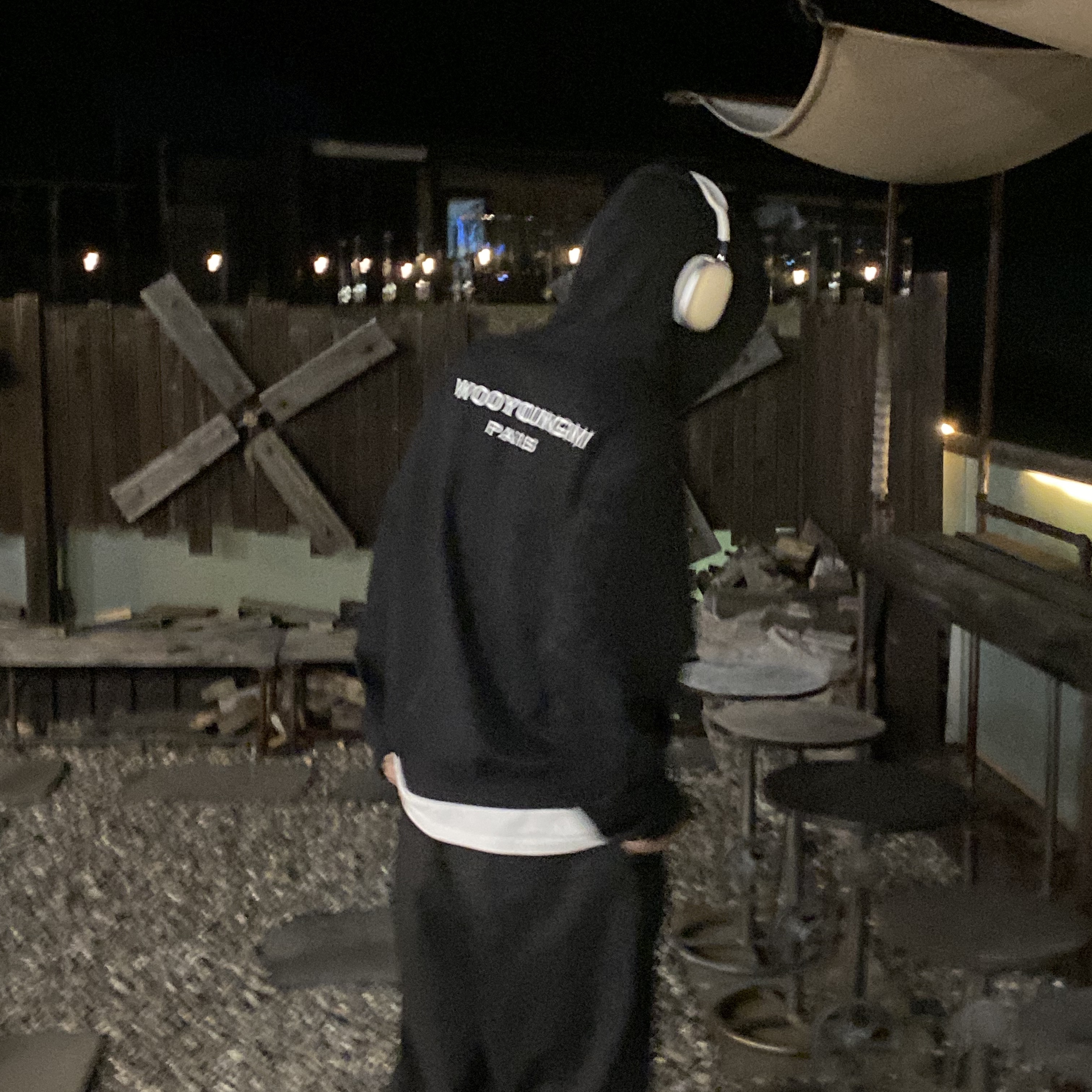 Wooyoungmi Cotton White Back Logo Hoodie Black - 22FW, Apple AirPods Max Lightning Silver (Korean Ver.) 착용 스타일 - 2