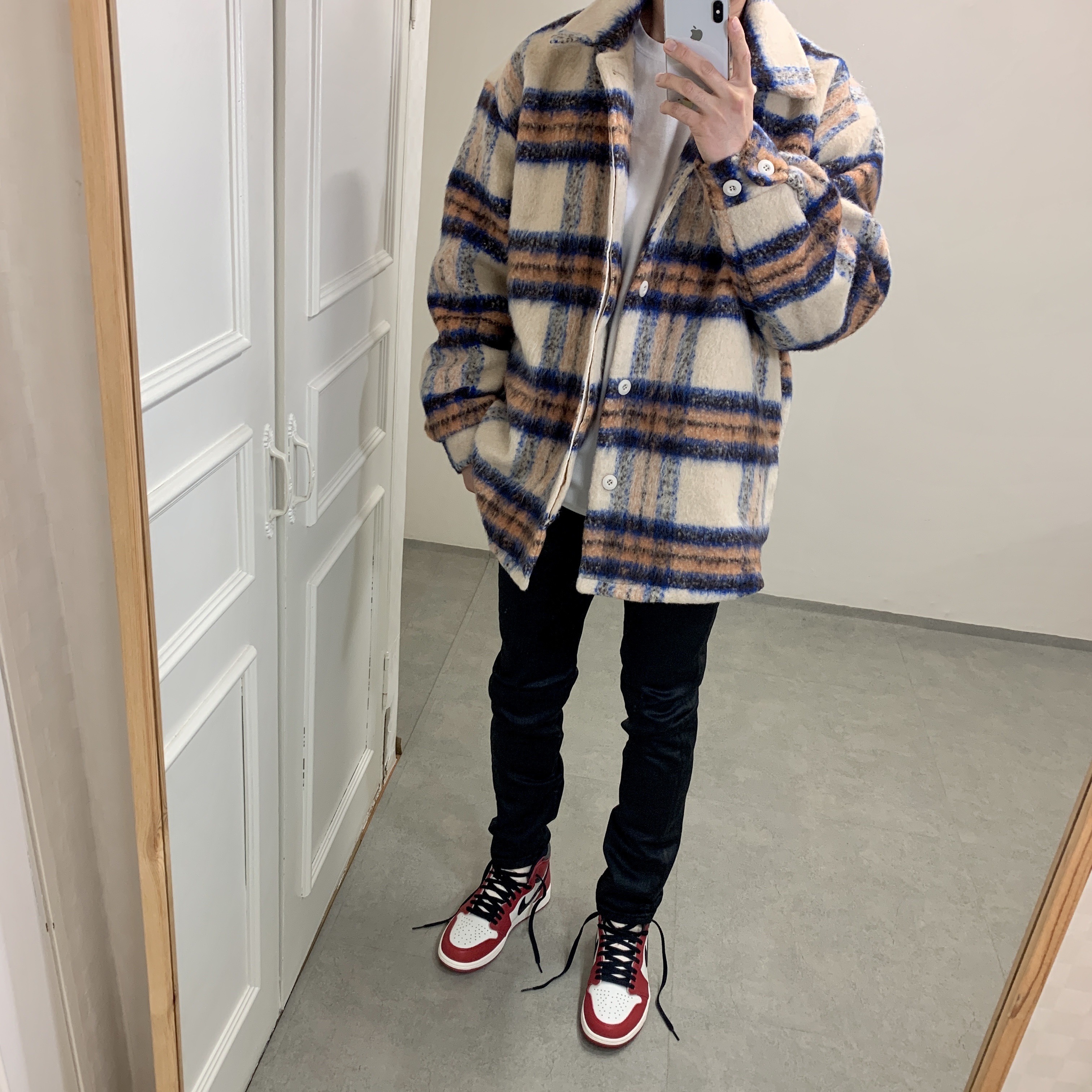 Jordan 1 Retro High OG Chicago 2022 착용 스타일 - 2
