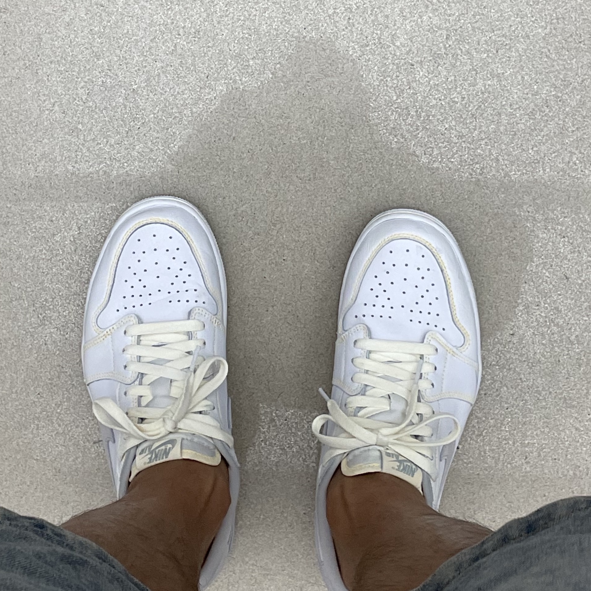 Jordan 1 Low OG Neutral Grey 착용 스타일 - 3