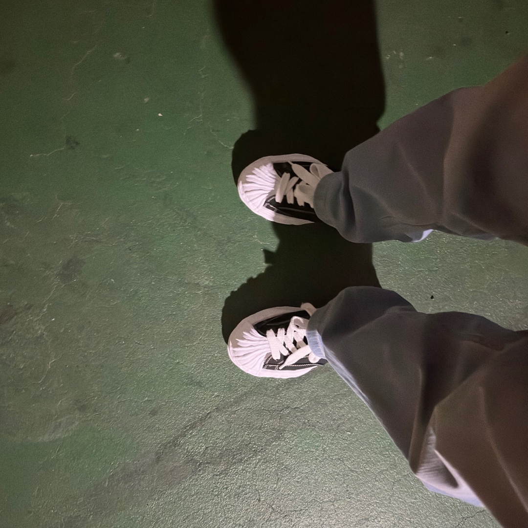 Maison Mihara Yasuhiro Blakey OG Sole Canvas Low-top Sneakers Black White 착용 스타일