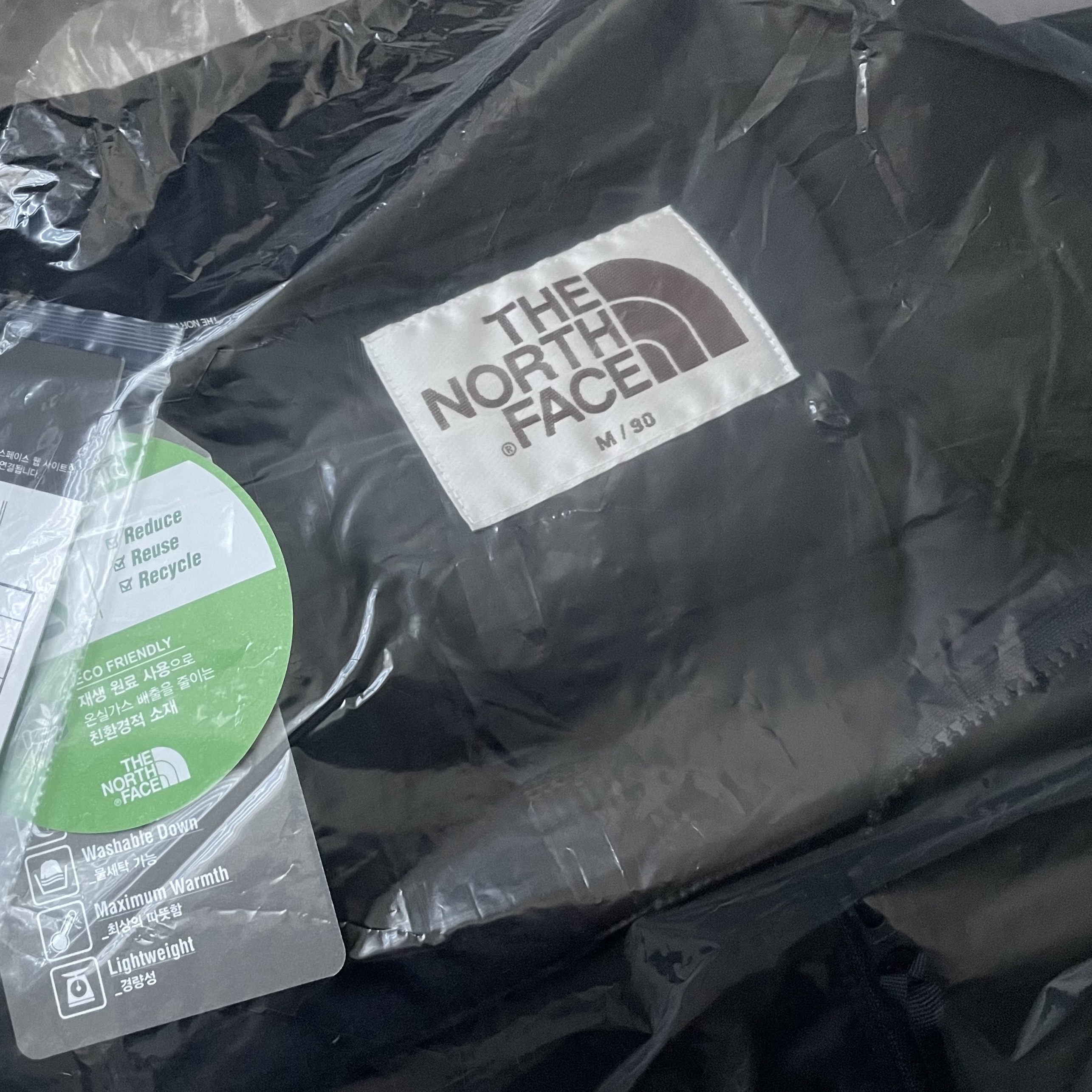 (W) The North Face White Label Novelty Nuptse Down Jacket Black 착용 스타일
