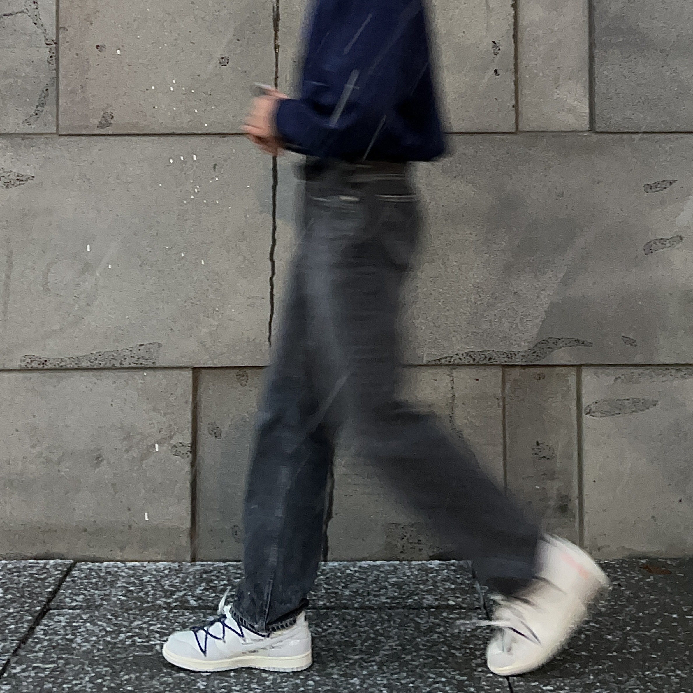 Zara x Ader Error Oversize Polo Shirt Navy, Nike x Off-White Dunk Low The 50 - Lot 18 착용 스타일 - 3