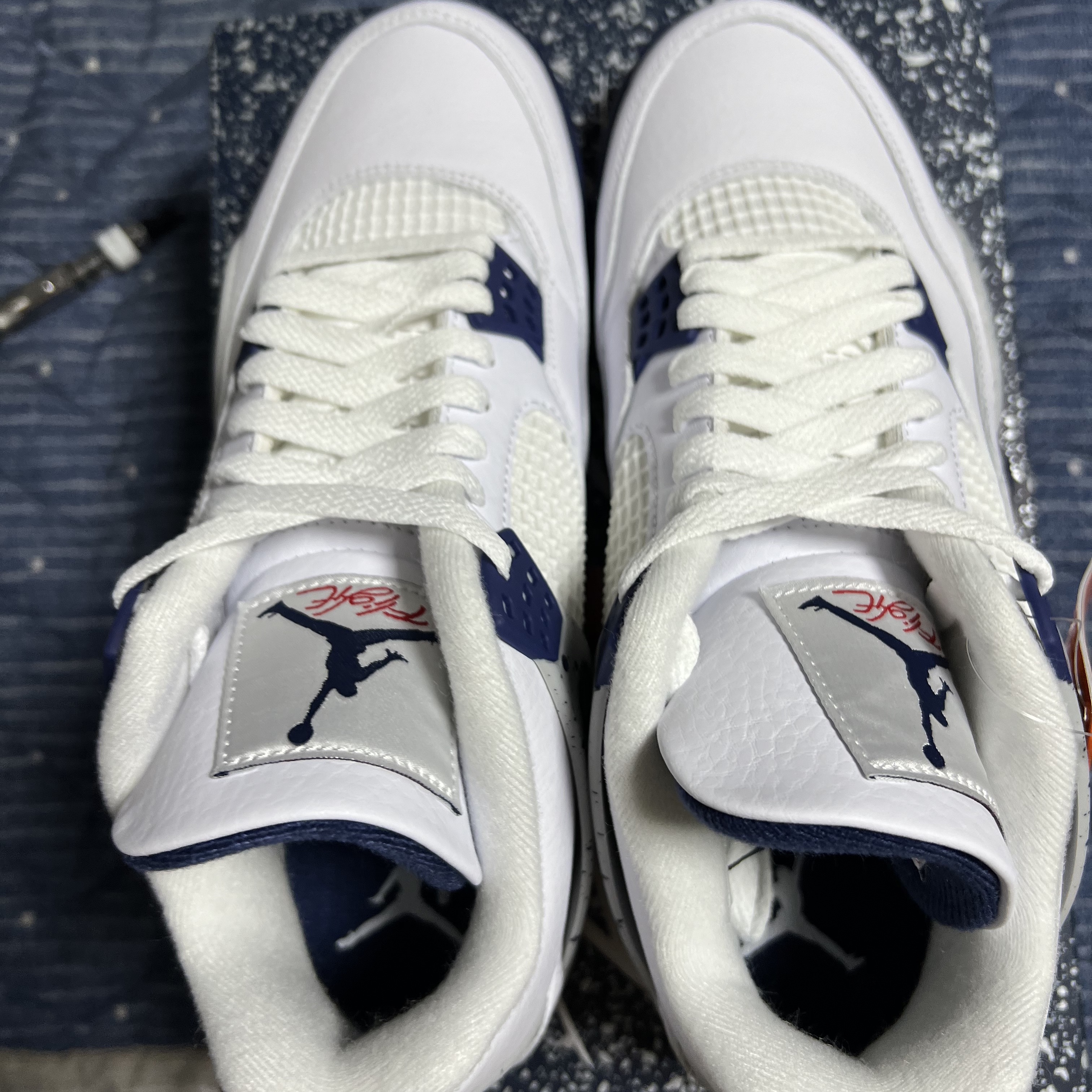Jordan 4 Retro Midnight Navy 착용 스타일 - 1