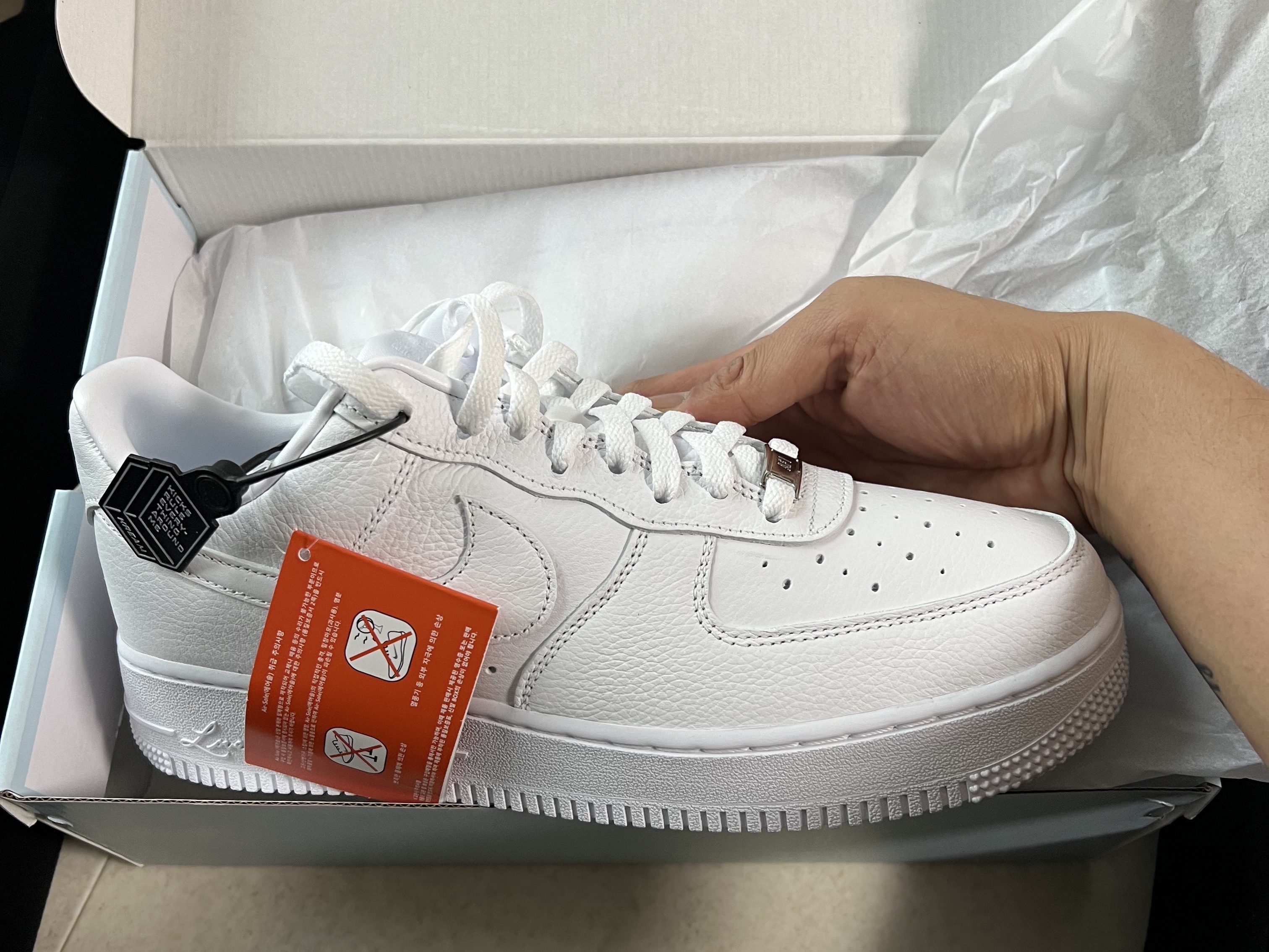 Nike x Drake Nocta Air Force 1 Low SP Certified Lover Boy White 착용 스타일