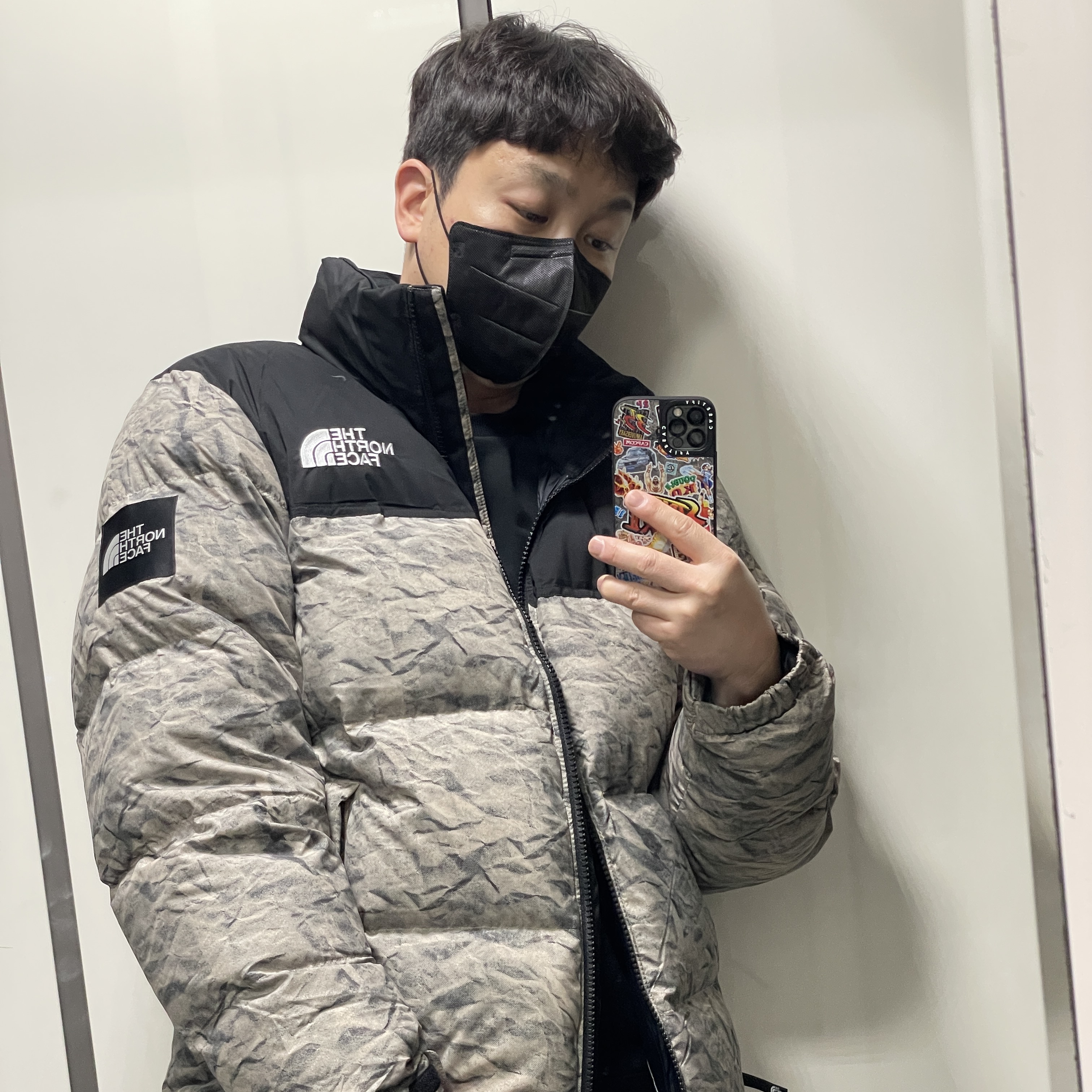 The North Face White Label Novelty Nuptse Down Jacket Beige, Nike Dunk Low Retro Black 착용 스타일 - 1