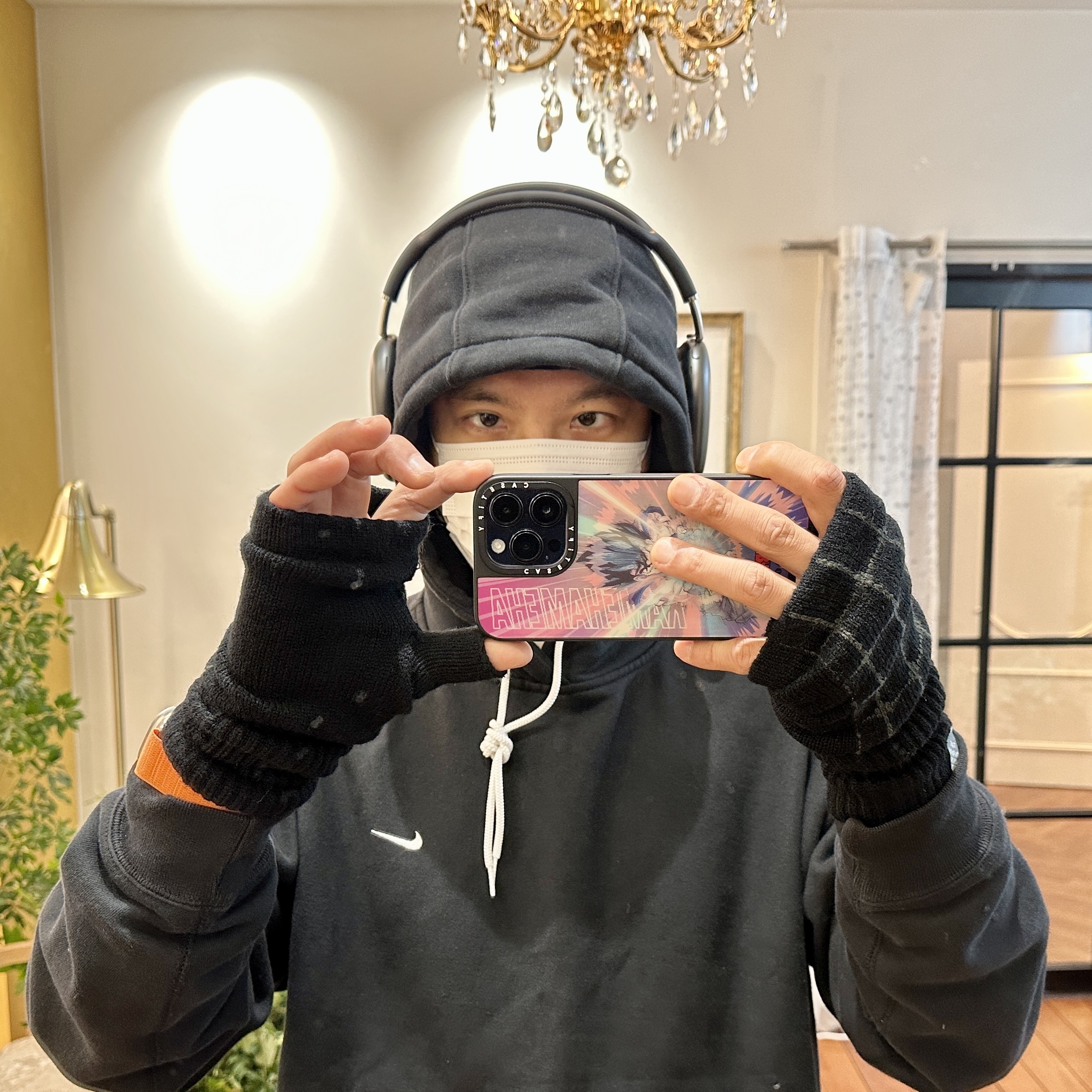 Apple AirPods Max Lightning Space Gray (Korean Ver.), Nike NRG Solo Swoosh Fleece Hoodie Black White - Asia 착용 스타일 - 2